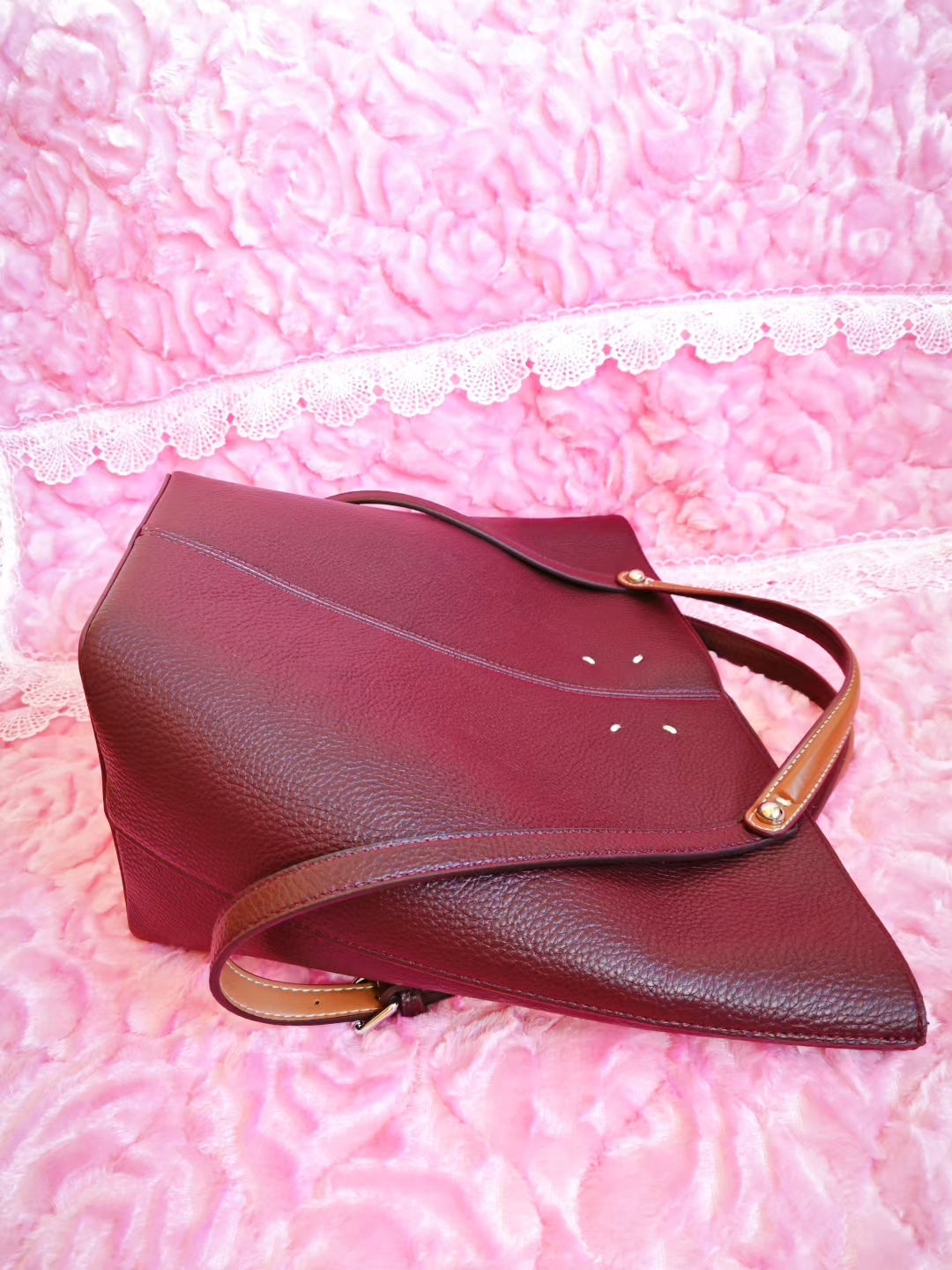 Burgundy Textured Tote BagWith Matching Pouch