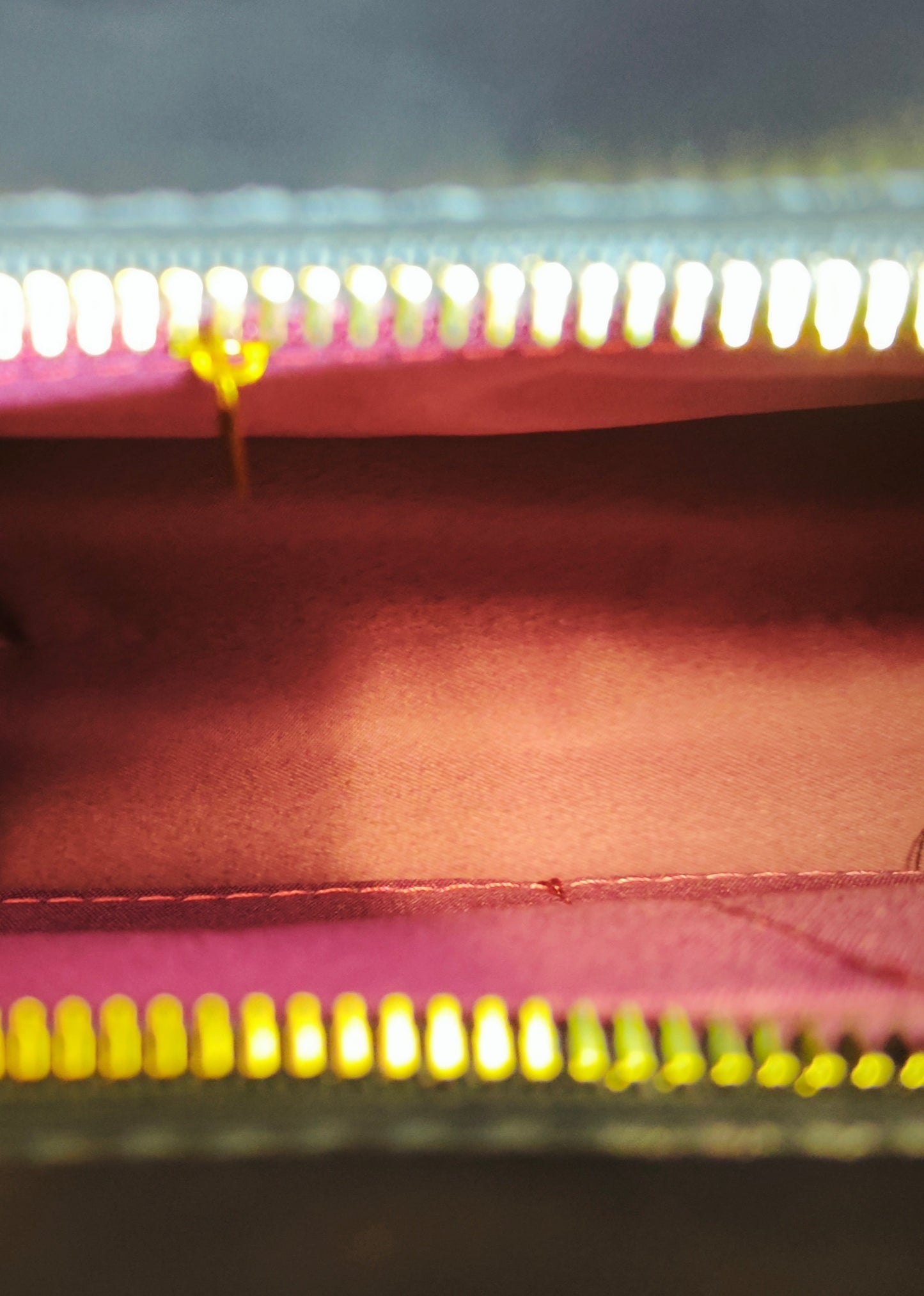 Dark Green Gradient Crocodile-Print Contrast Handbag