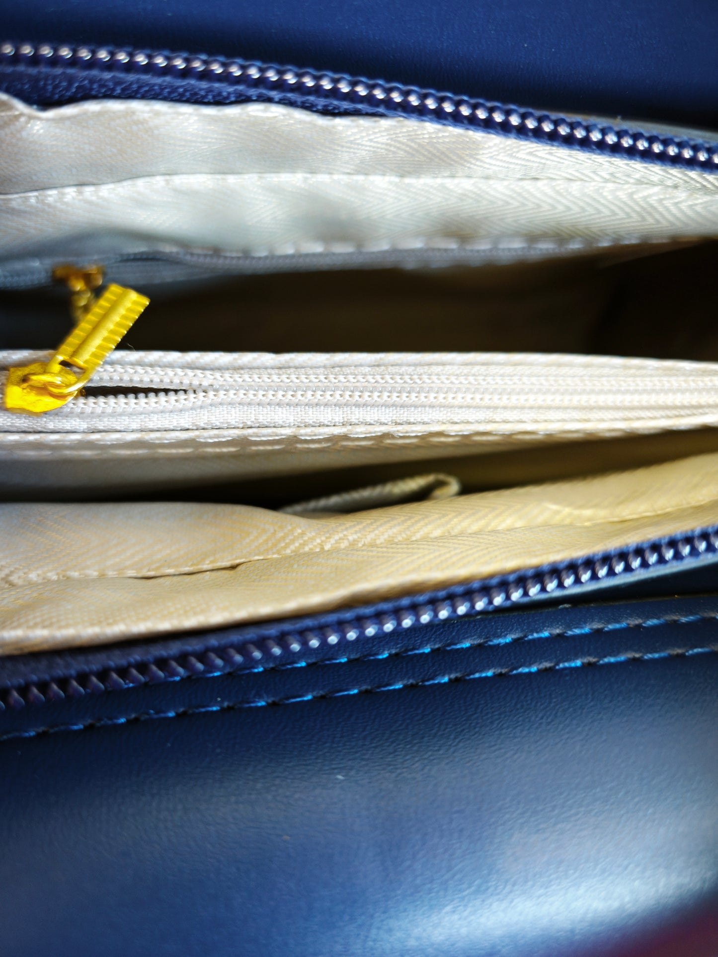 Navy Pleated 2-Piece Handbag