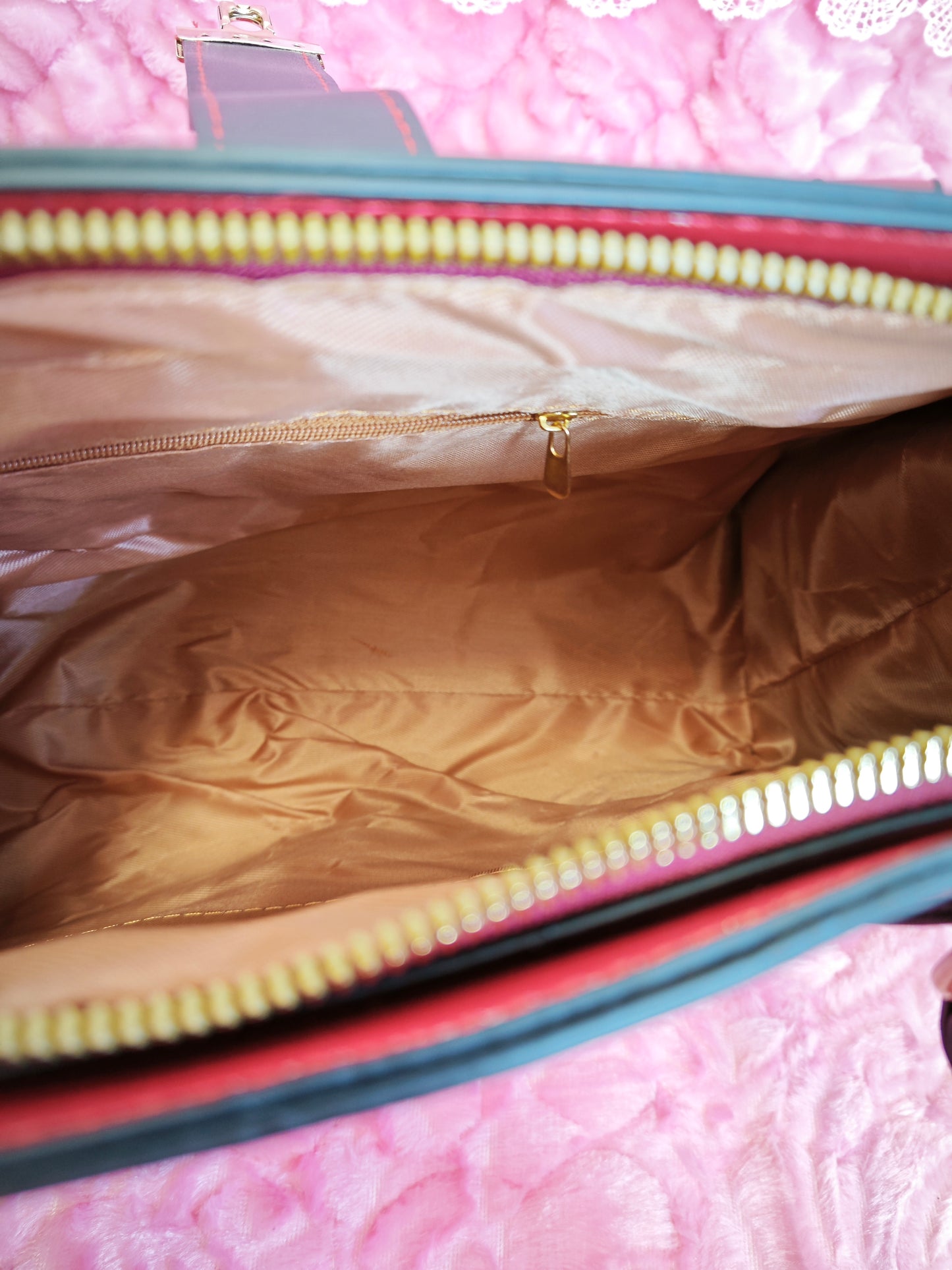 Red Patent Crocodile 3-Piece Handbag