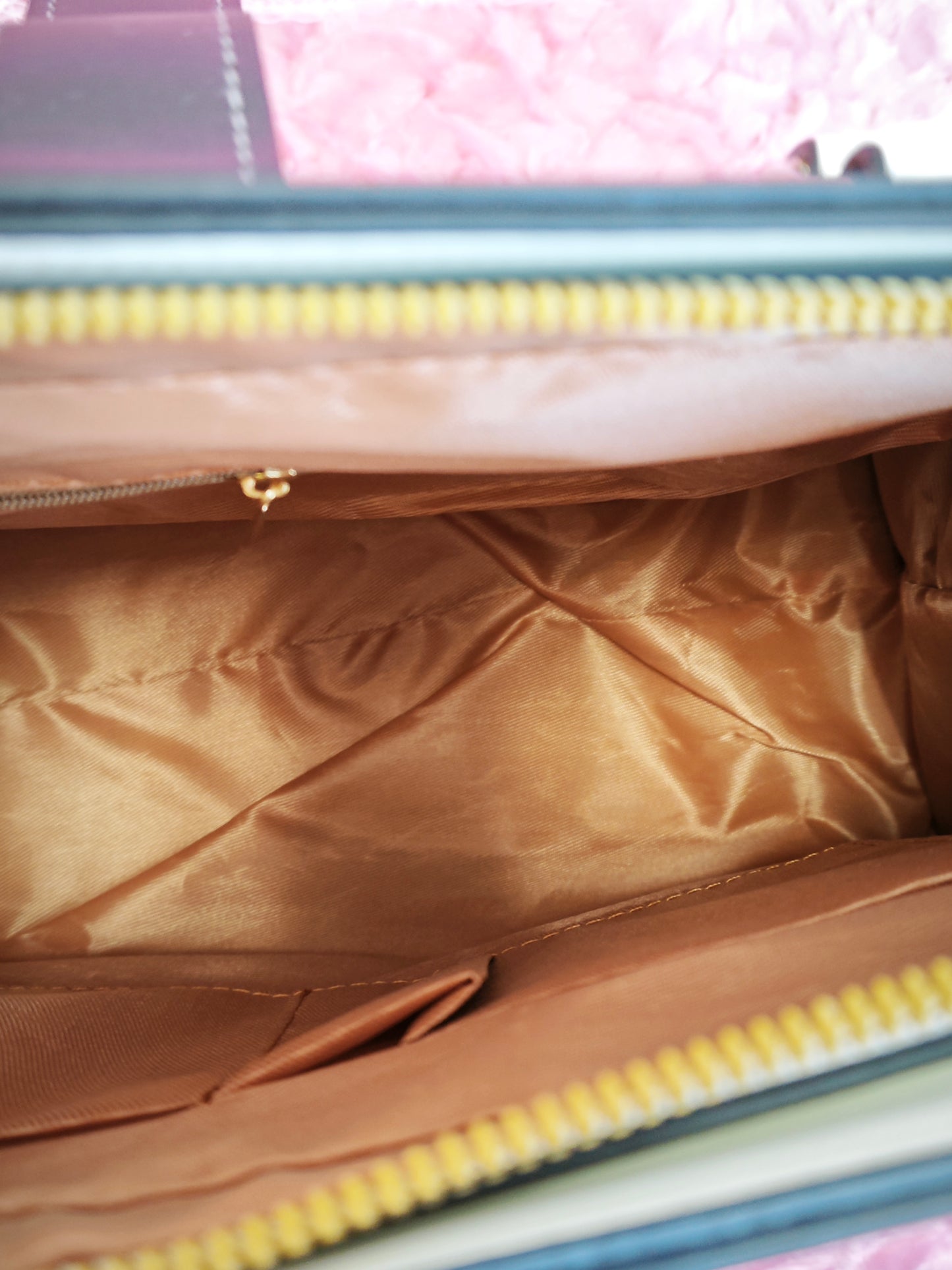 Off-White Patent Crocodile 3-Piece Handbag