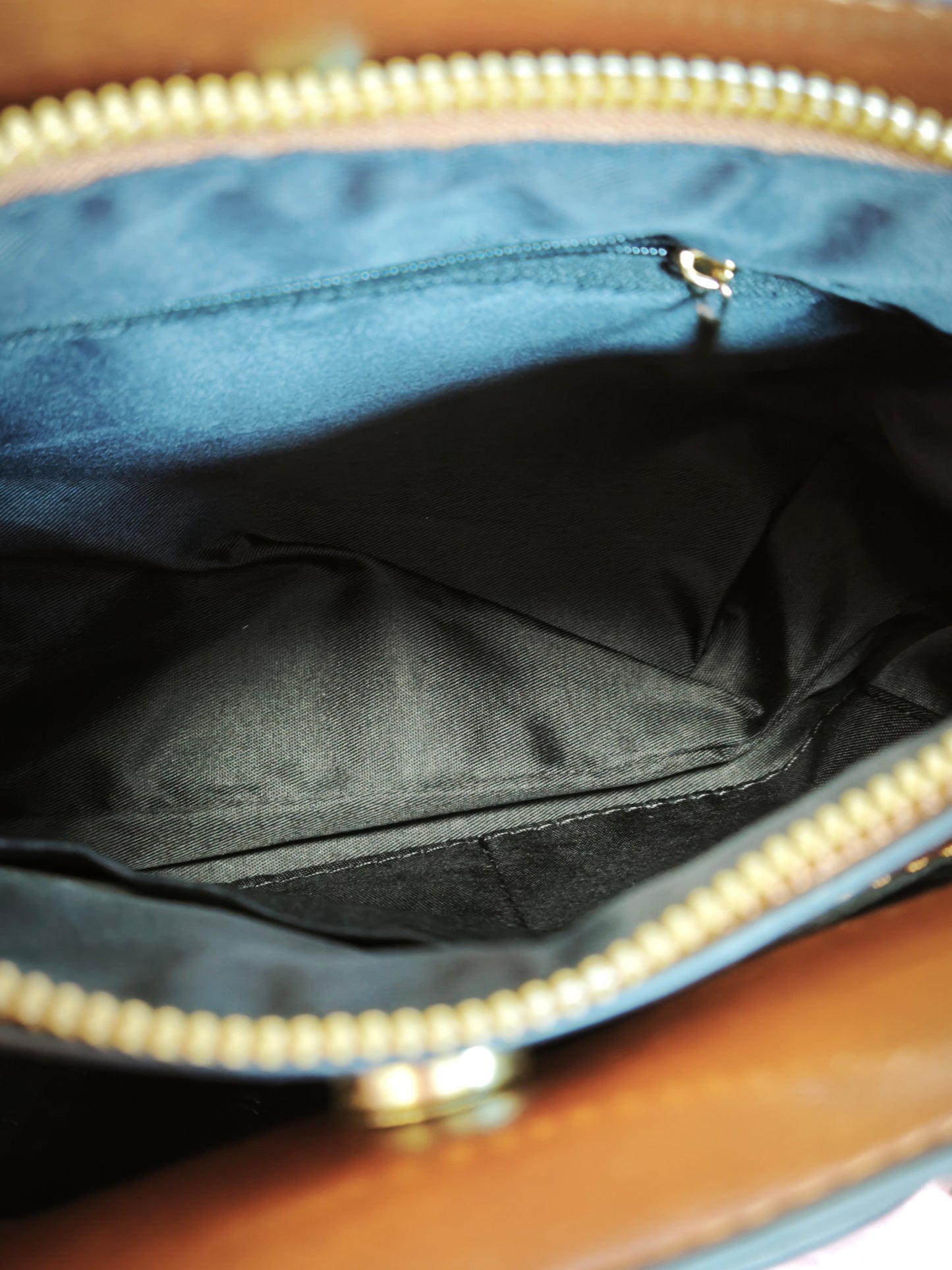 Tan & Gold-White Crocodile-Print 3-Piece Handbag