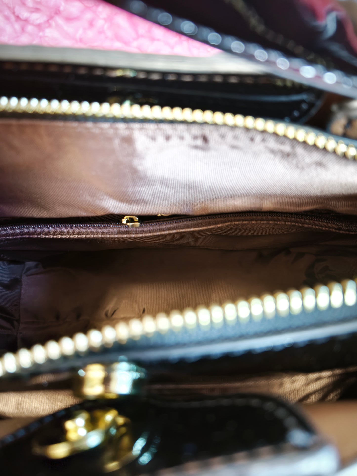 Burgundy Patent 3D Crocodile-Print Handbag with Contrast Handles