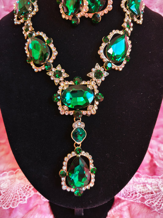 Luxury Emerald Crystal Necklace & Earring Set