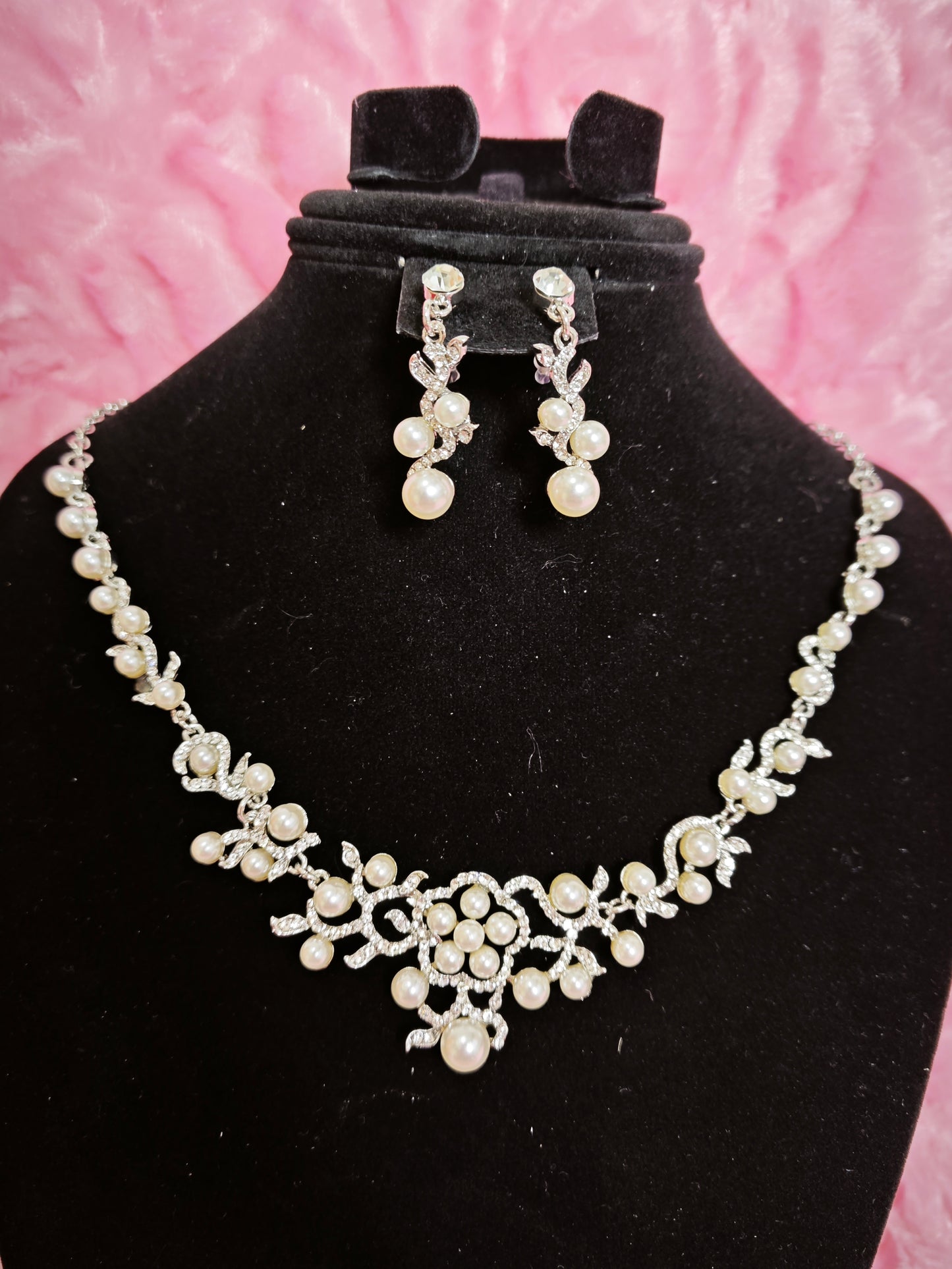 Elegant Pearl Twisted Vine Statement Jewelry Set