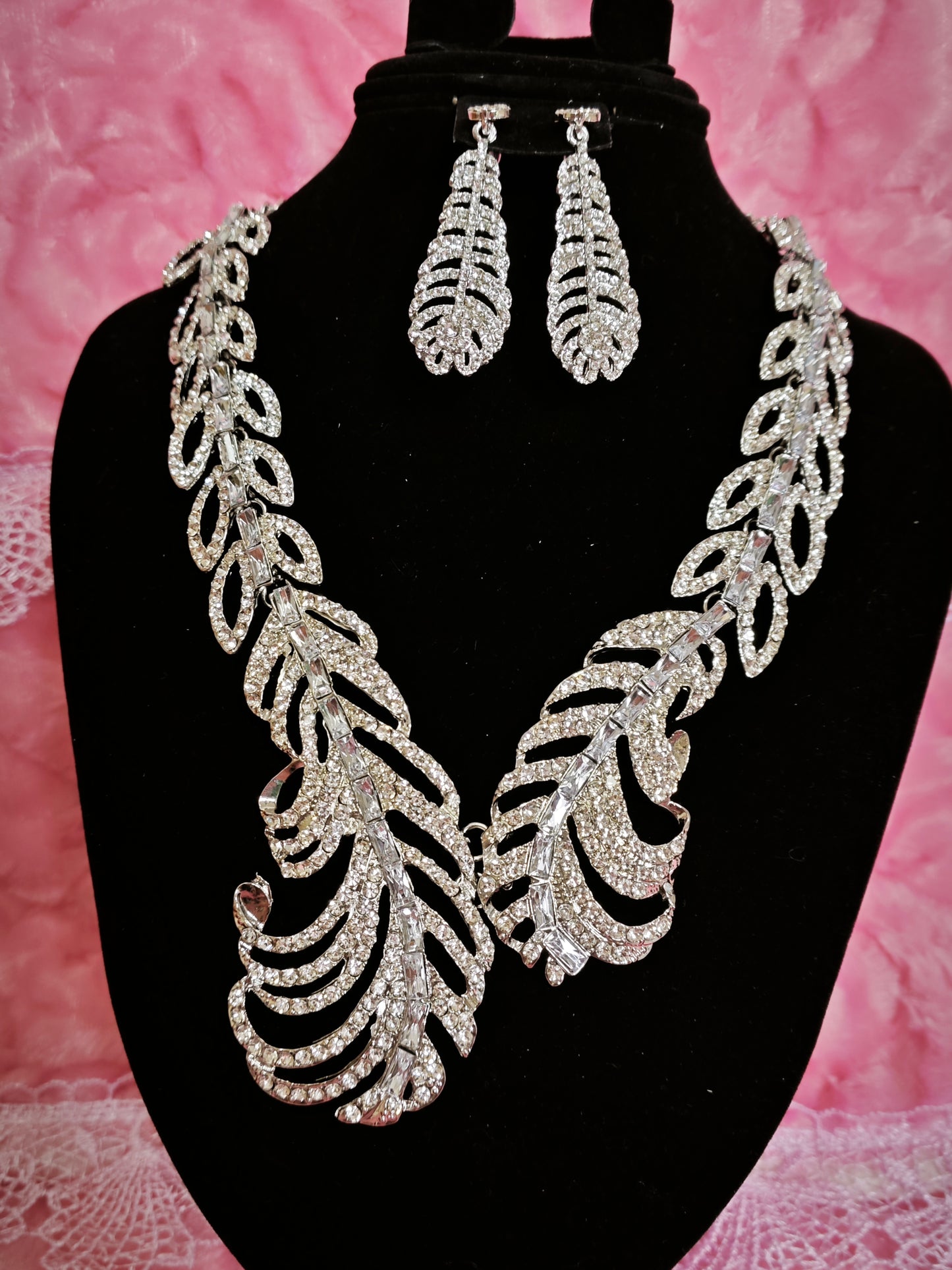 Majestic Diamond Feather Jewelry Set