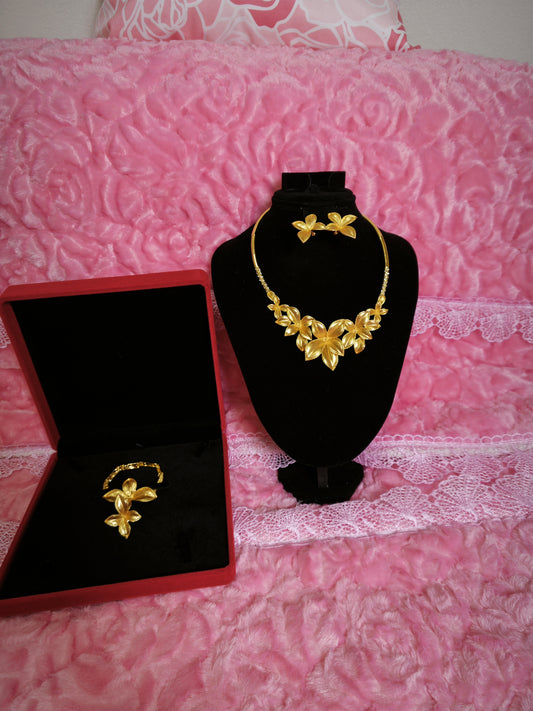 Majestic Gold Leaf Blossom Regal Set