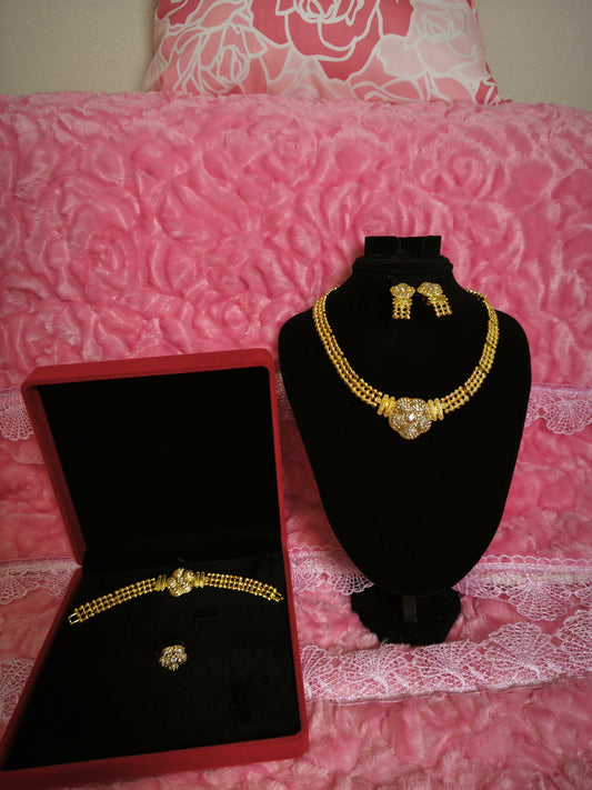 Majestic Gold Chain Cluster Regal Set