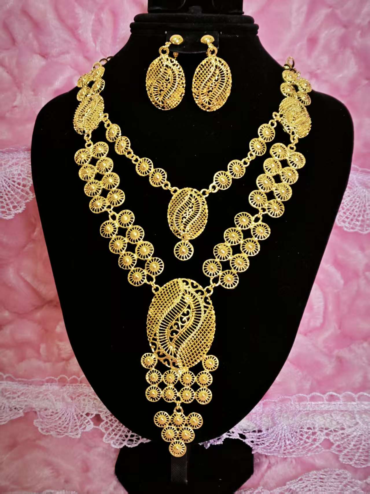 Royal Gilded Feather-Openwork Tiered Jewelry Set
