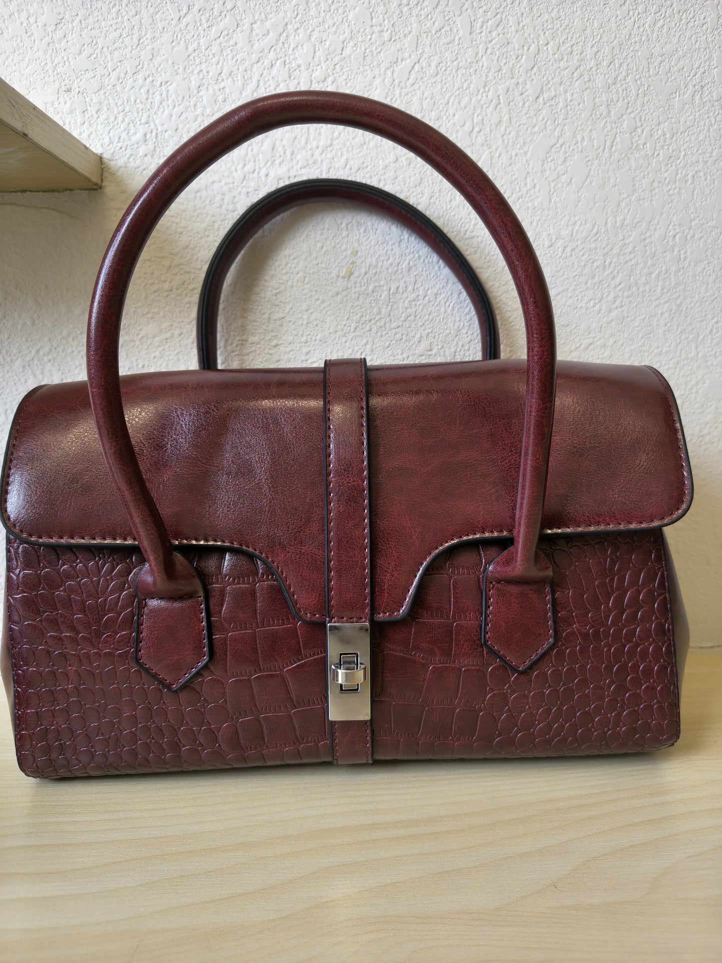 Burgundy Crocodile Embossed Spliced 3-Piece Tote Bag Set (E66)