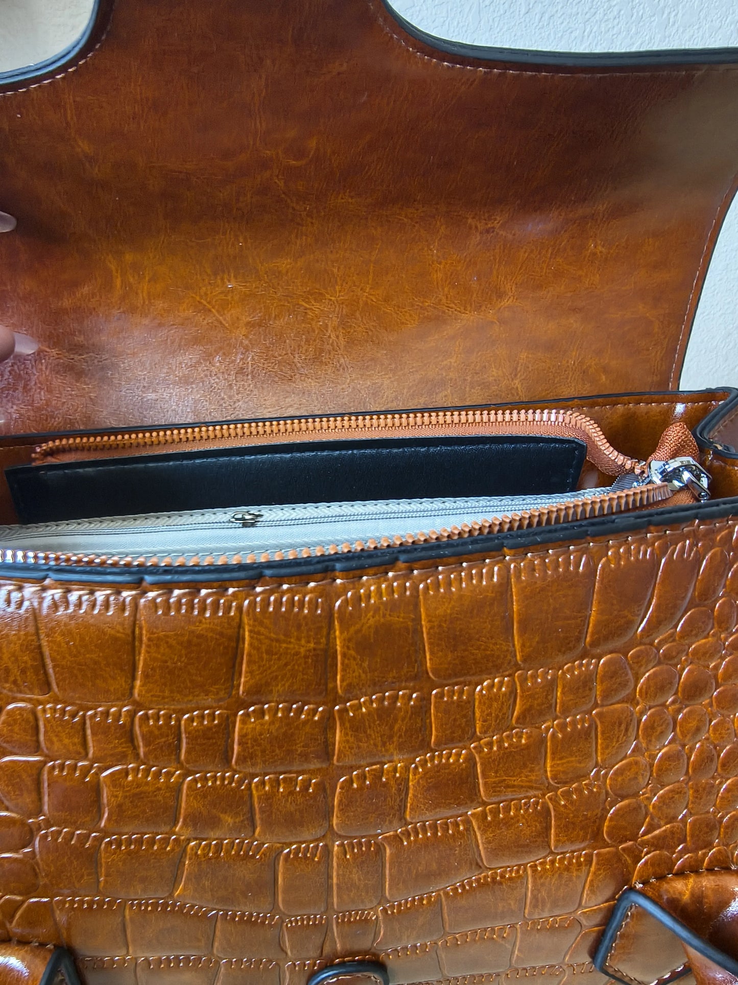 Caramel Crocodile Embossed Spliced 3-Piece Tote Bag Set (E67)