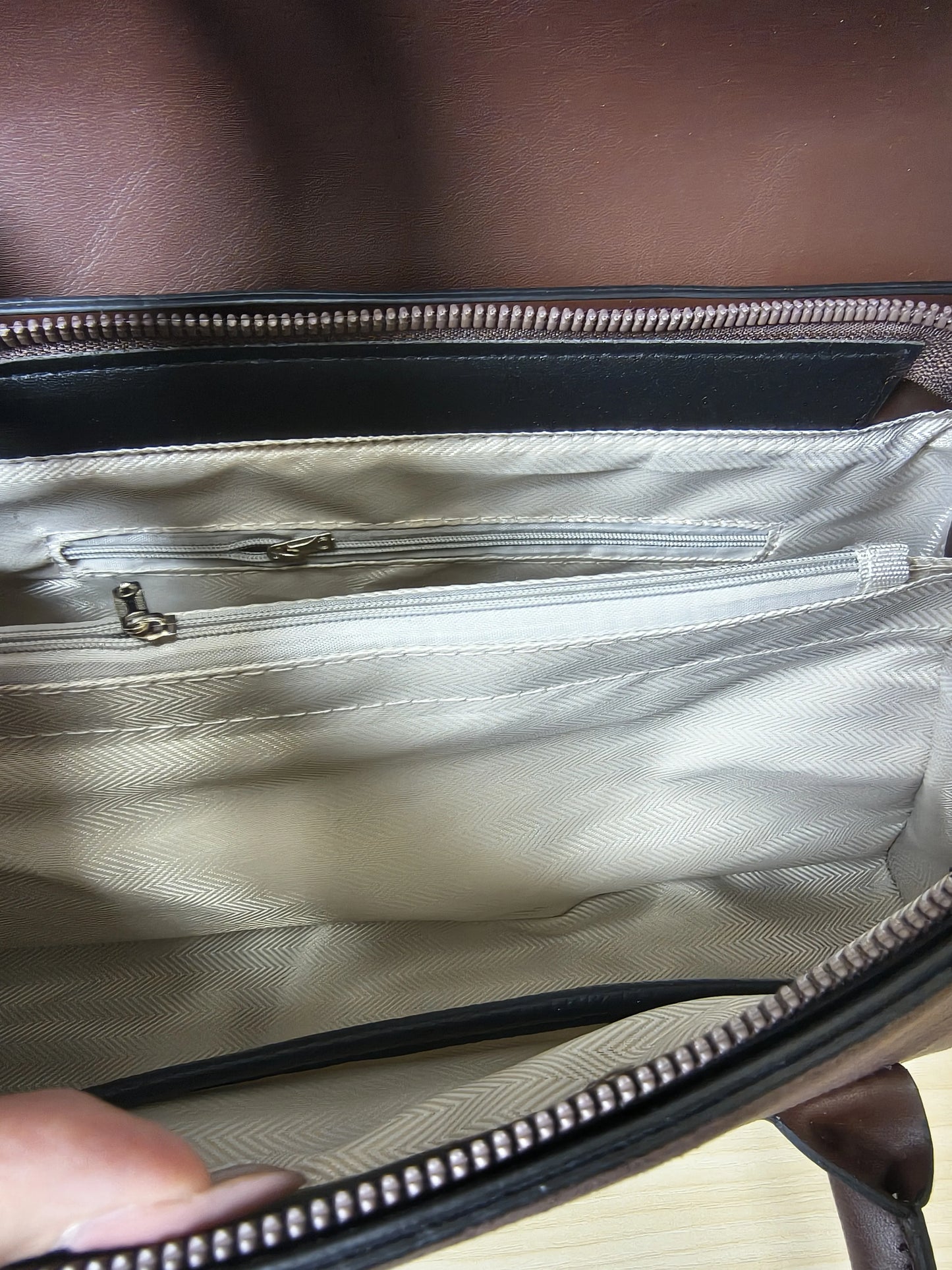 Mocha Glossy Leather & Suede Structured Satchel Bag (E82)
