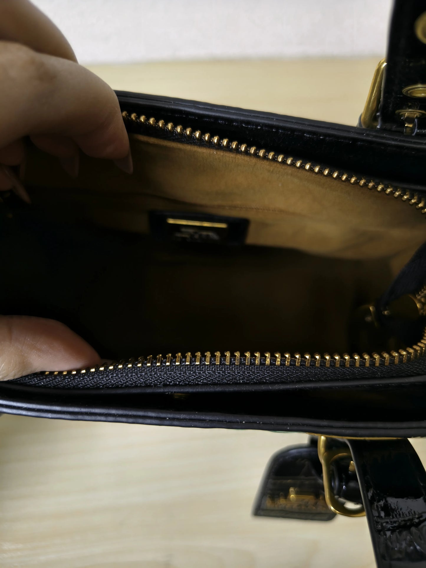 Black Crocodile Embossed Foam Print Golden Orchid Structured Bag (E85)