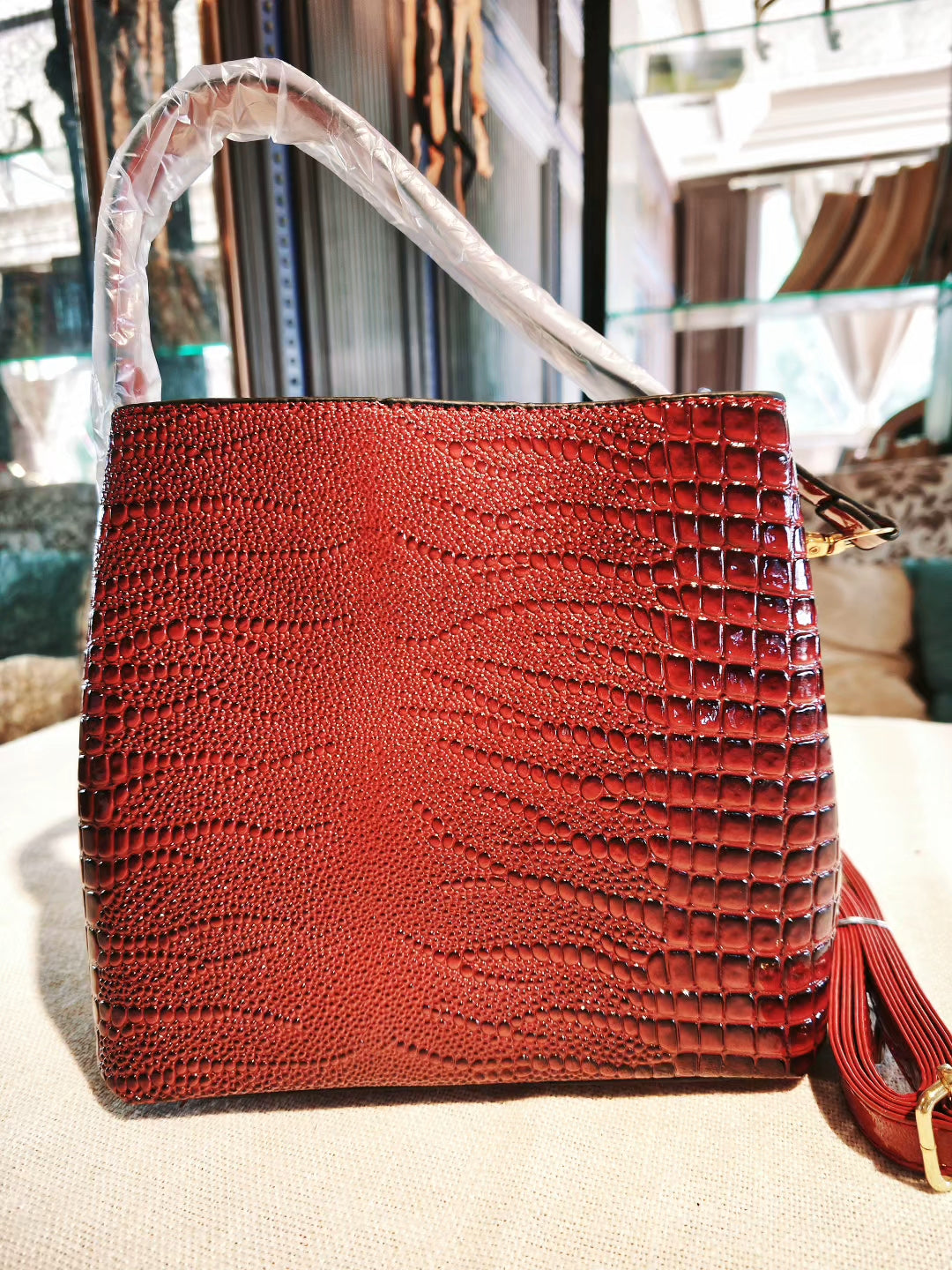 Elegant Red Croc-Embossed Top Bucket Bag