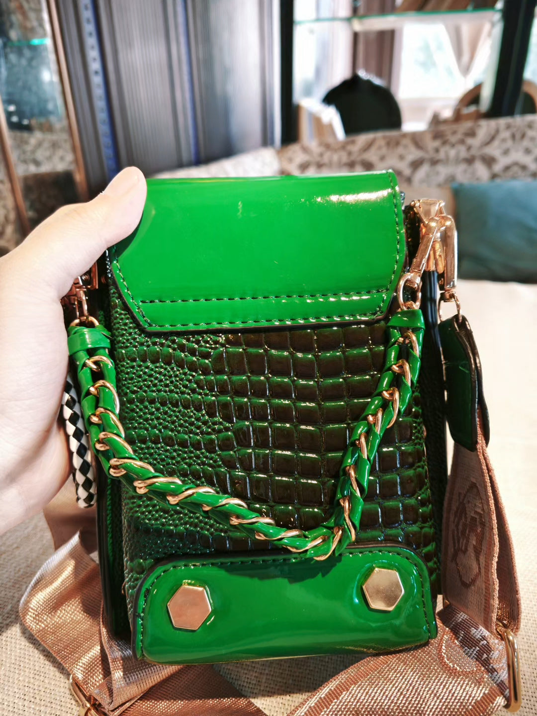 Green Crocodile Pattern Crossbody Mobile Phone Bag