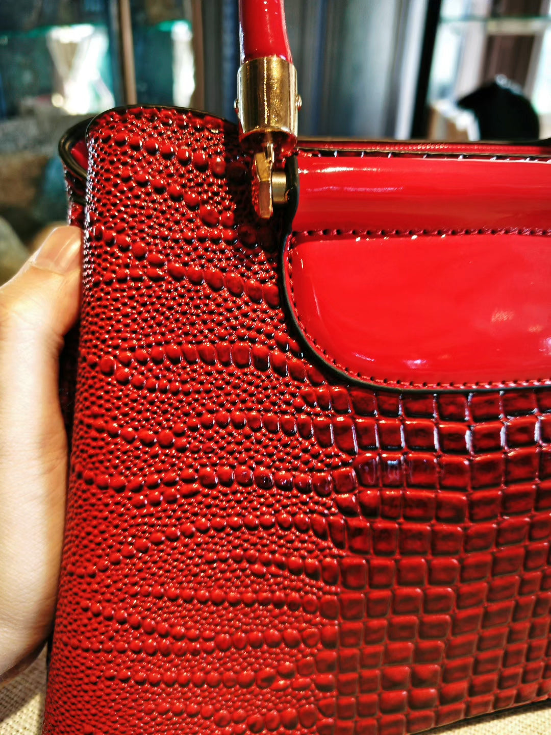 Red Crocodile Pattern Convertible Hand Bag
