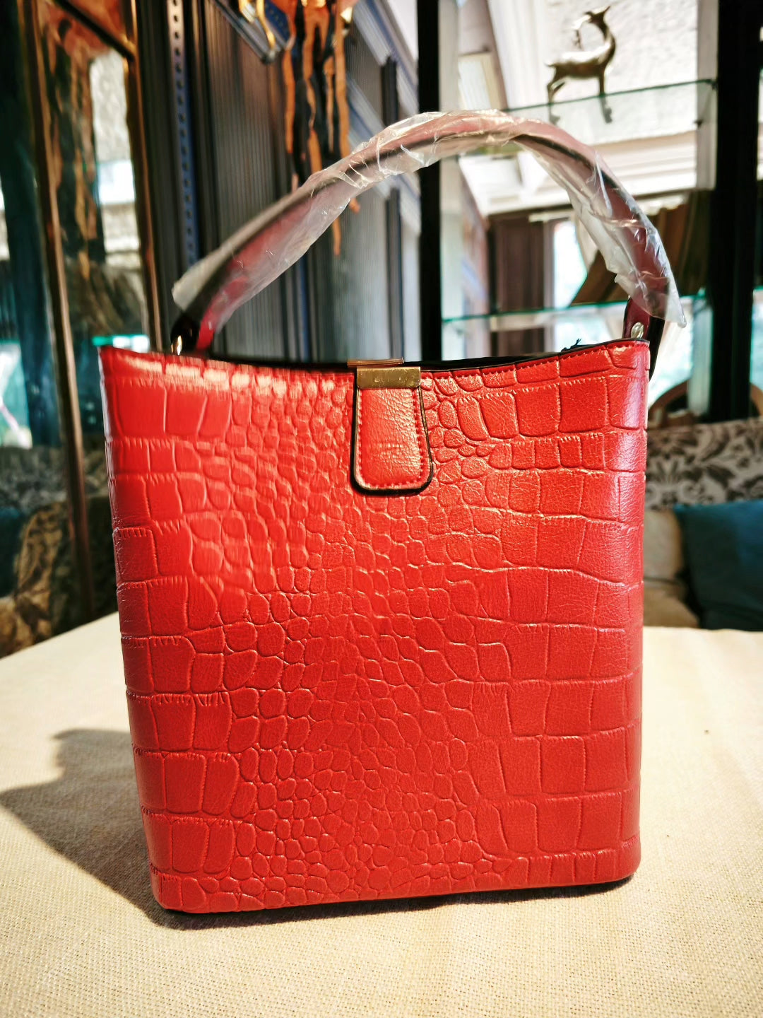 Red Crocodile Pattern Bucket Bag