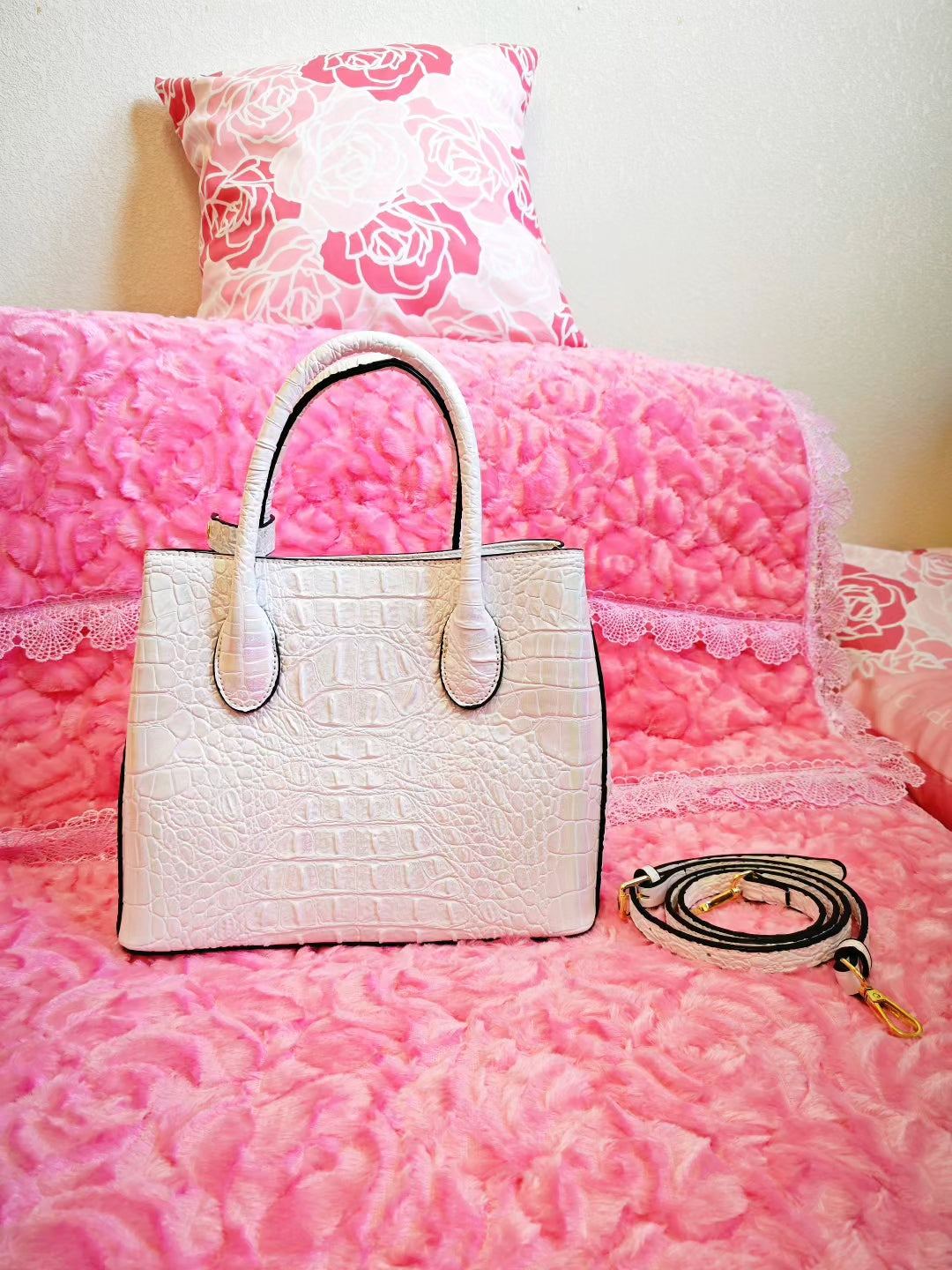 White Croc-Embossed Elegant Tote Bag