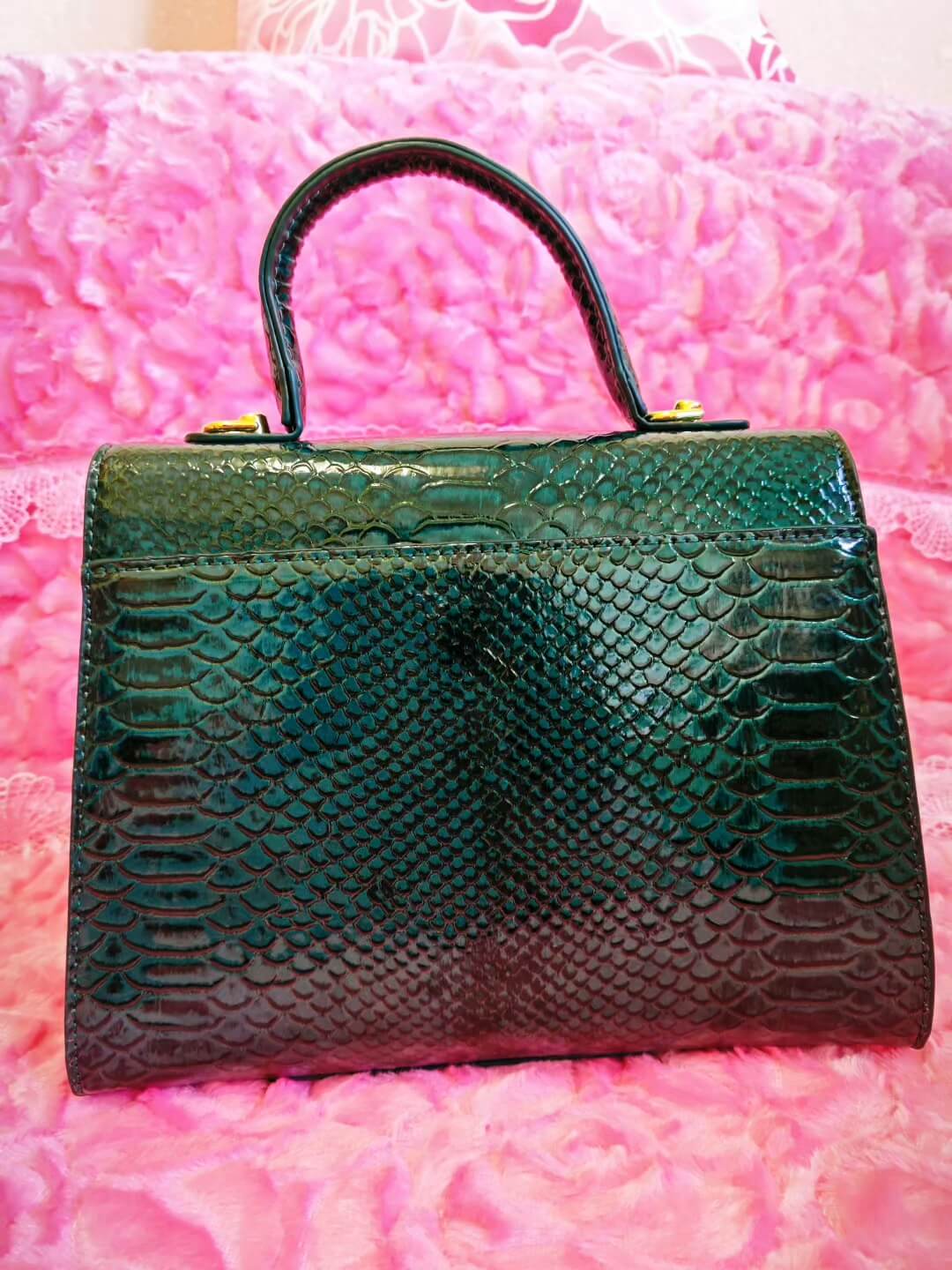 Emerald Luxury Crystal-Buckle Messenger Bag (M04)