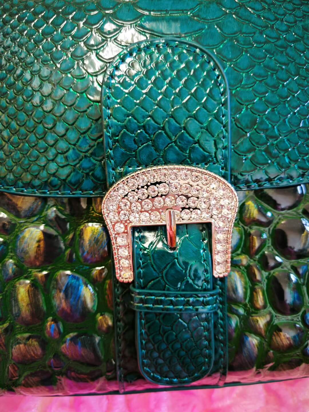 Emerald Luxury Crystal-Buckle Messenger Bag (M04)