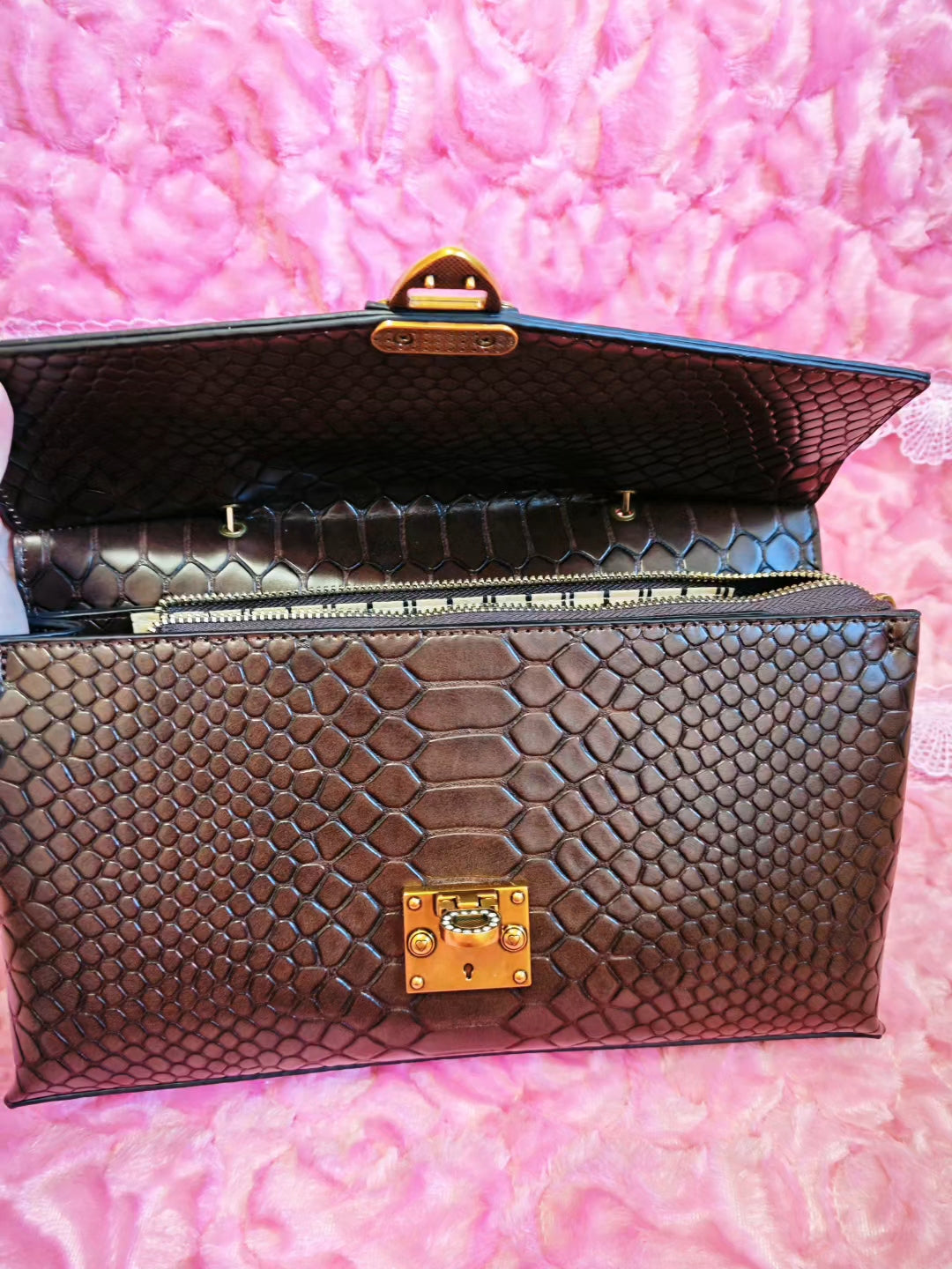 Rich Brown Python Luxury Crystal-Lock Bag