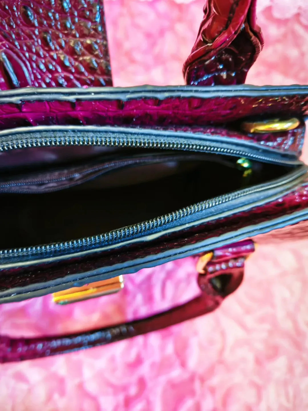 Purple-Black Gradient Crocodile Embossed commute Bag (M13)