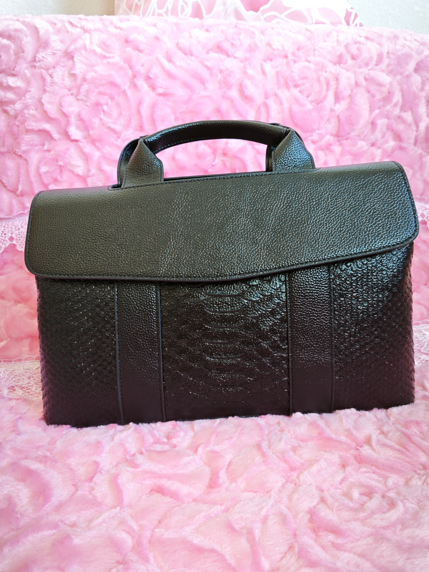 Black Woven Texture Tote Bag