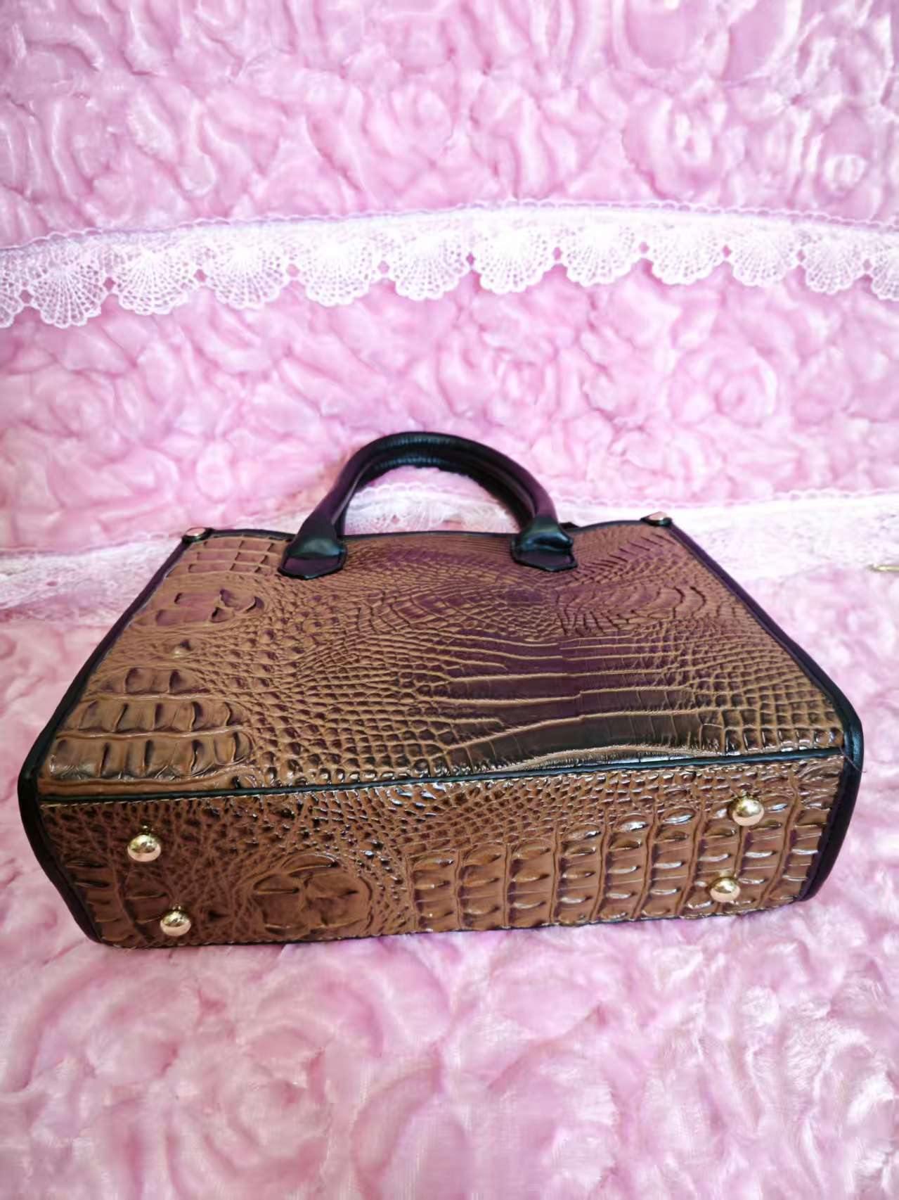 Dark Brown Gradient Crocodile-Print Contrast Handbag