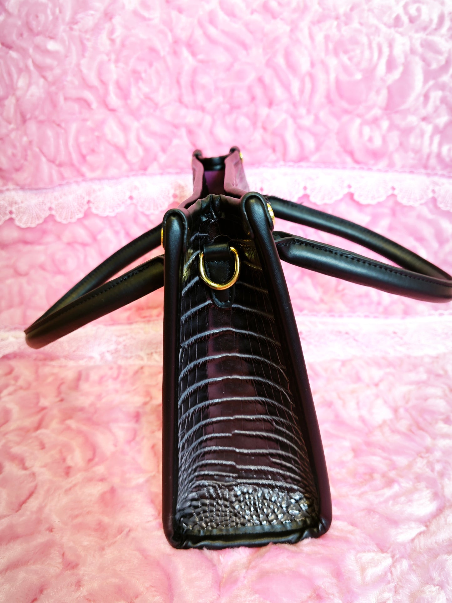 Black Gradient Crocodile-Print Contrast Handbag