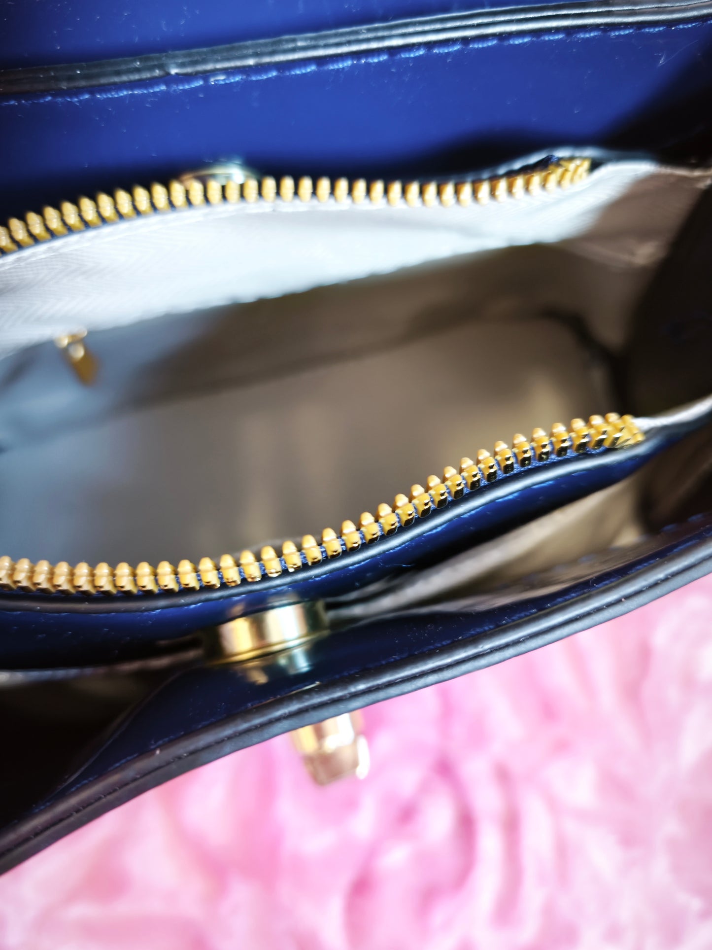 Deep Purple Patent Crocodile-Print Handbag with Metal Round Buckle