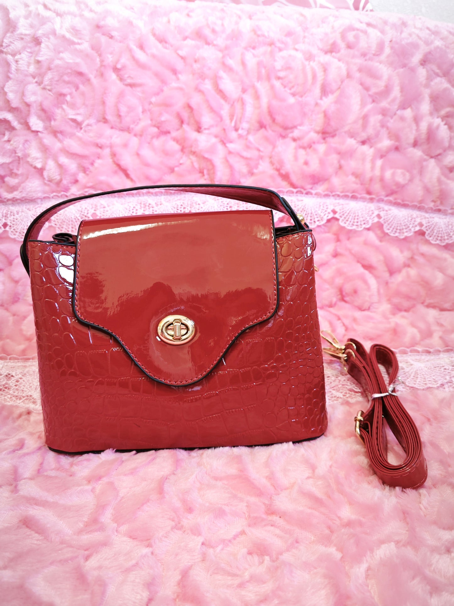 Burgundy Patent Crocodile-Print Handbag with Metal Round Buckle