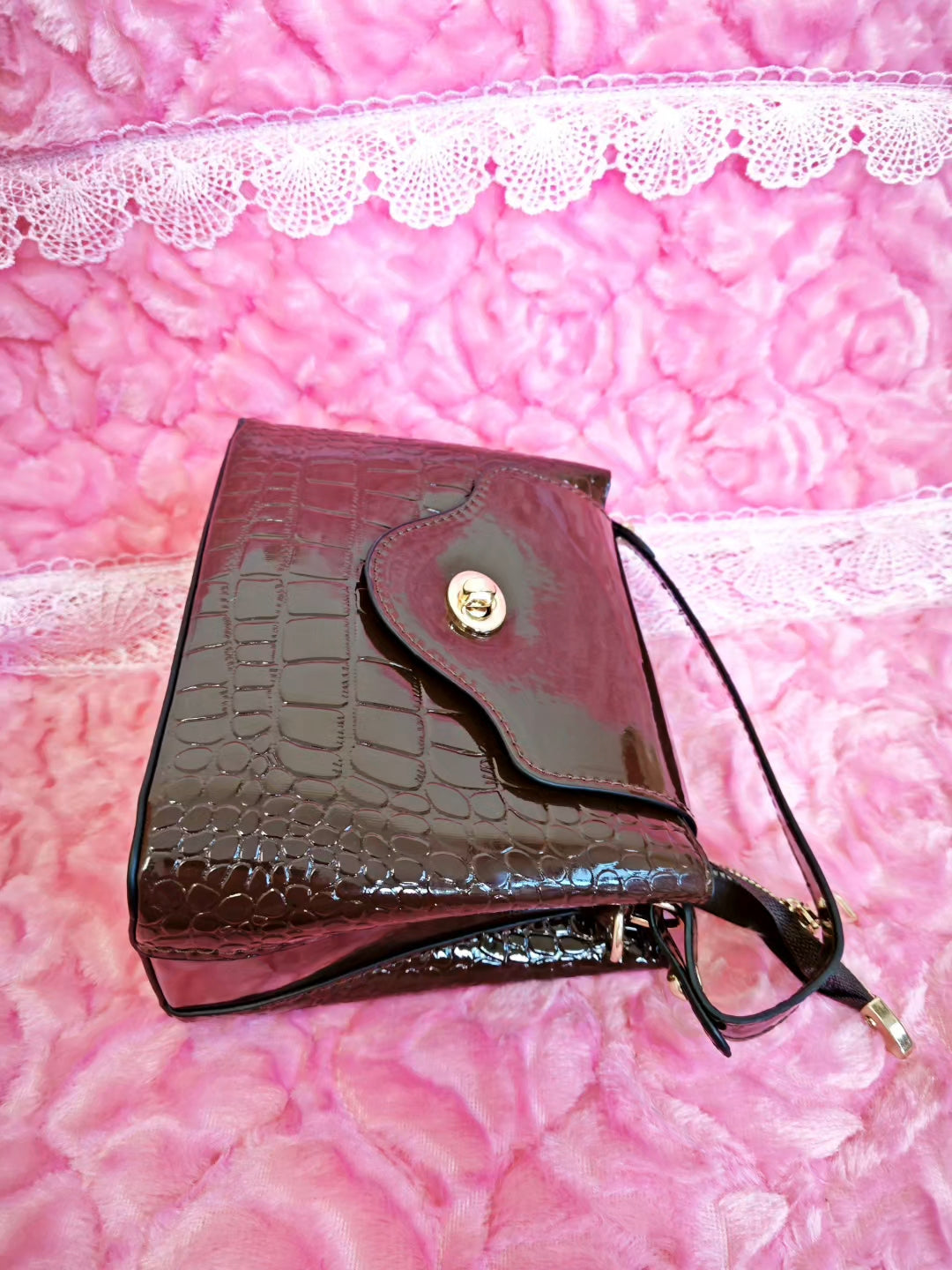 Dark Brown Patent Crocodile-Print Handbag with Metal Round Buckle