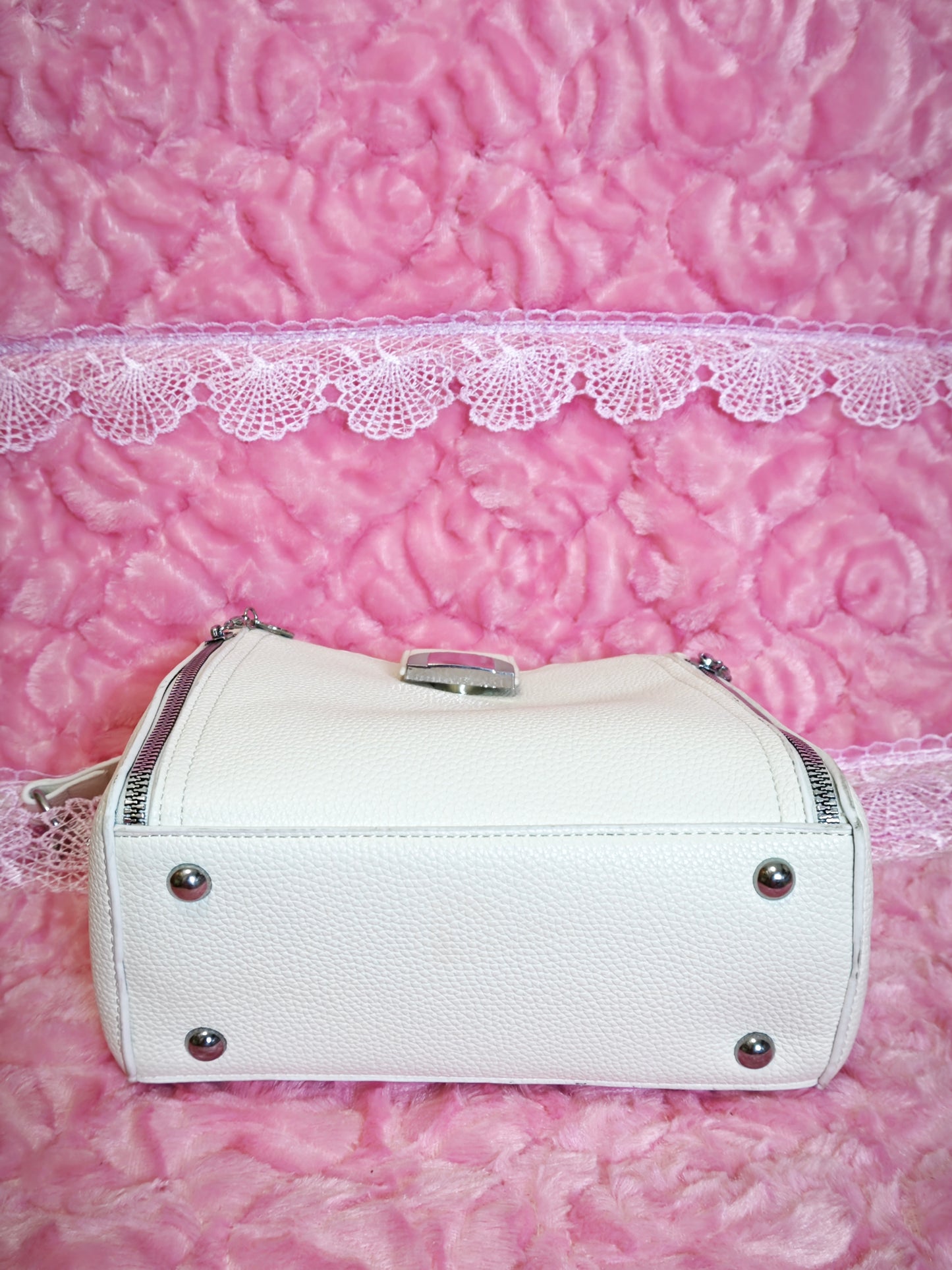 Off-White Leather Handbag with Metal Buckle