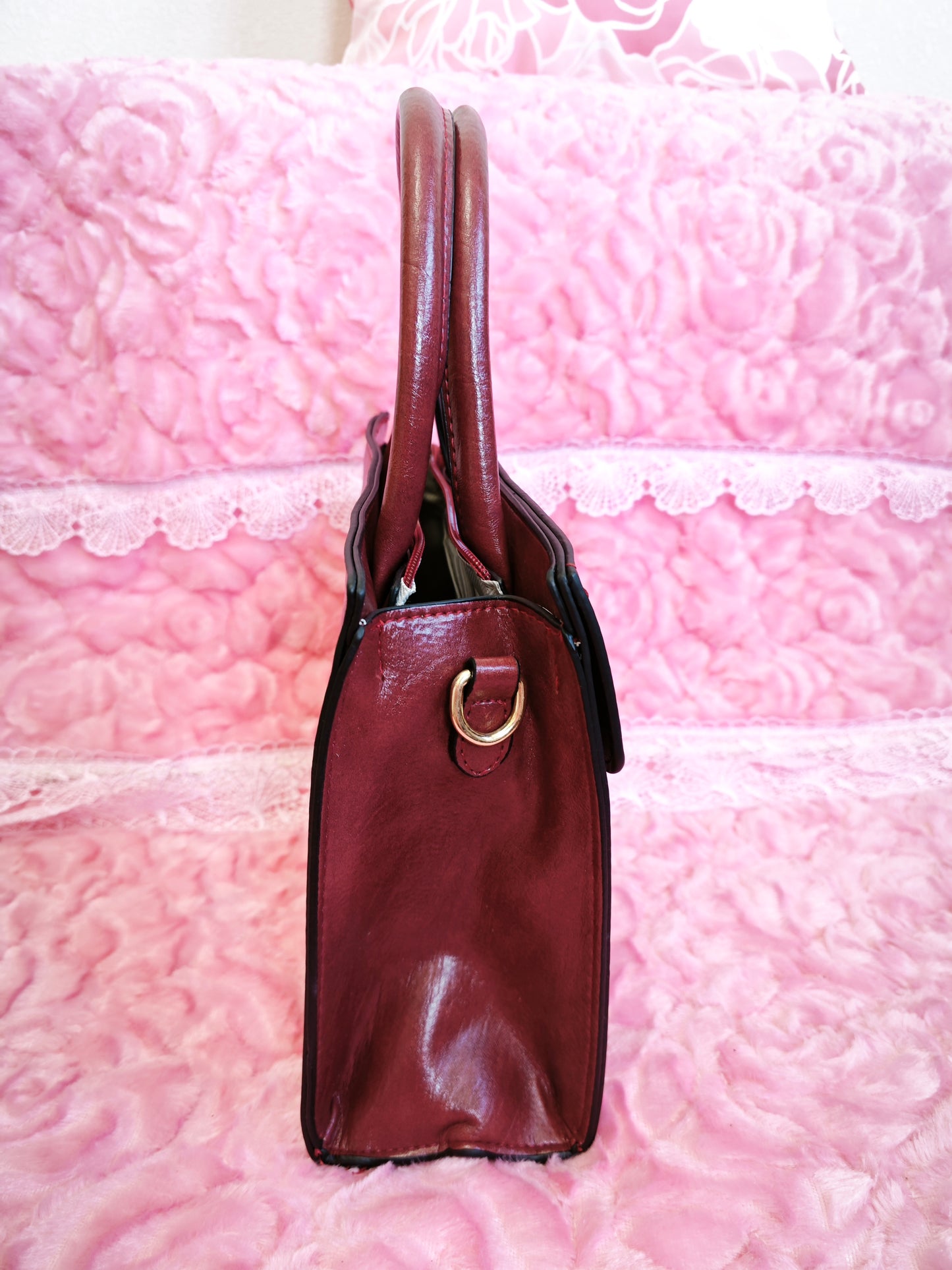 Burgundy Checkered 3-Piece Handbag with Flower Buckle