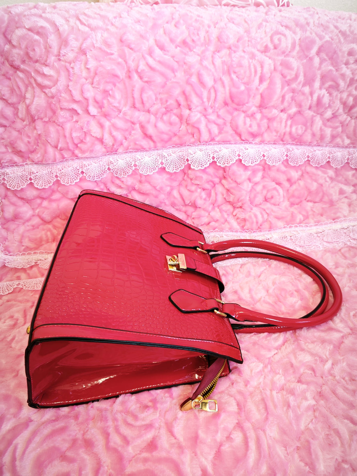 Red Patent Crocodile 3-Piece Handbag