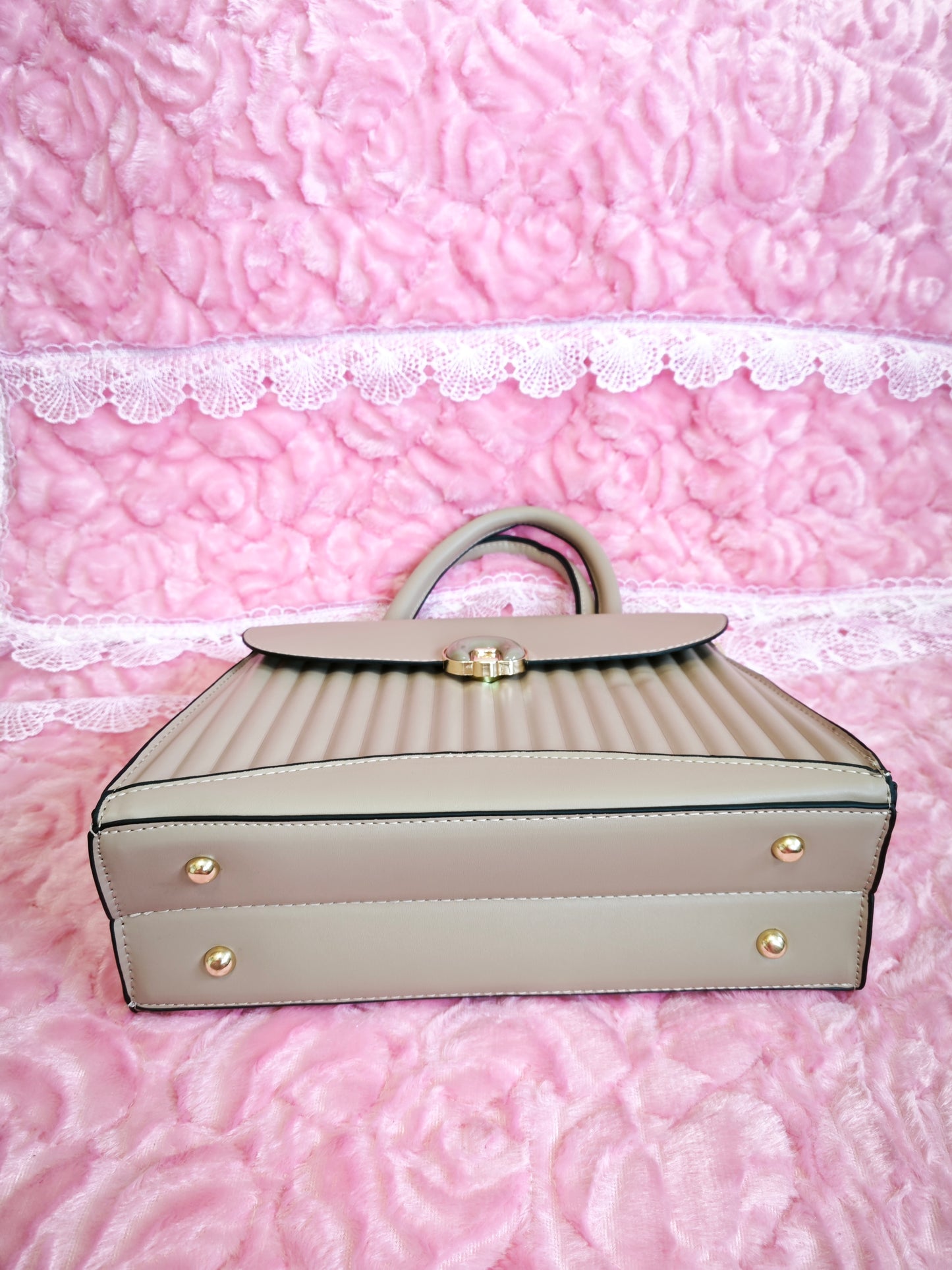 Light Khaki Pleated 2-Piece Handbag