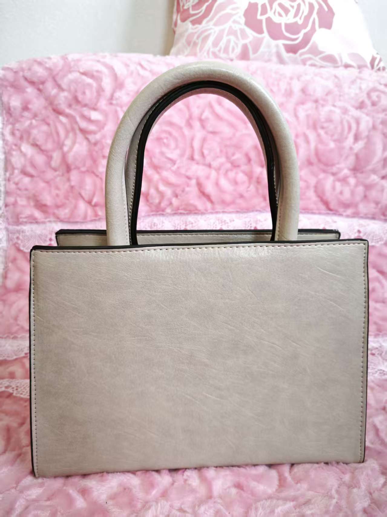 Light Khaki Quilted 3-Piece Handbag