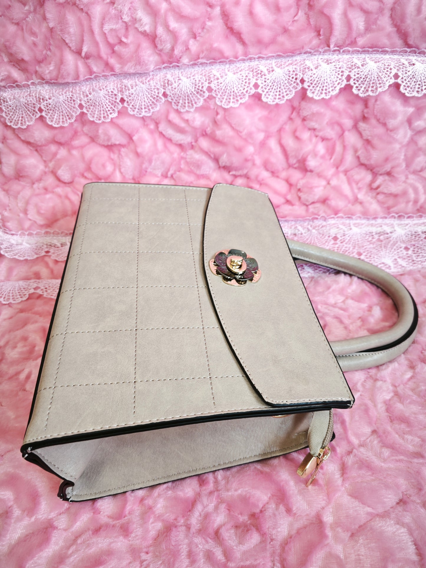 Light Khaki Quilted 3-Piece Handbag