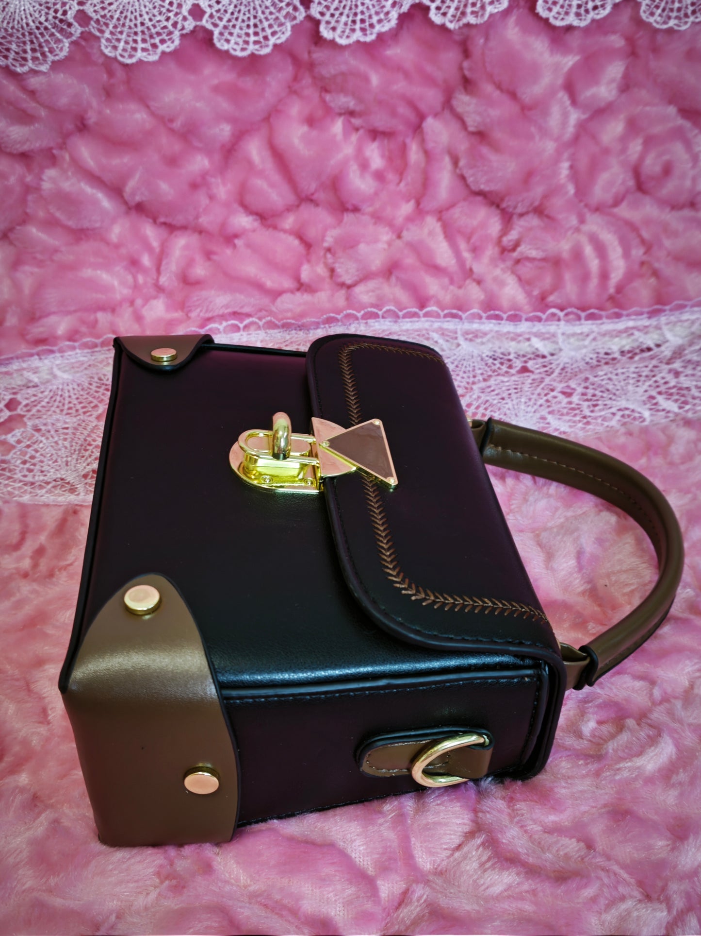 Black & Brown Stitched Handbag