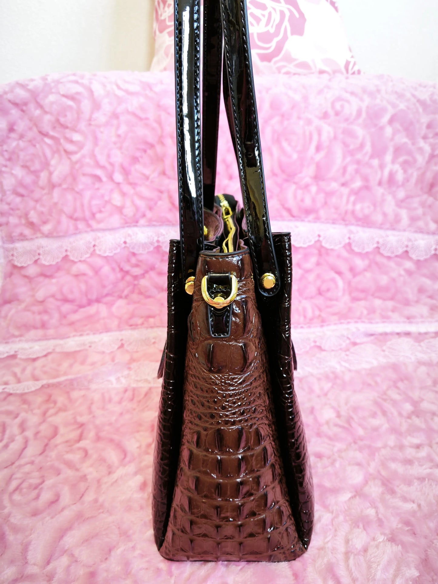 Coffee Crocodile Pattern Color-Block Handle Large Bucket Bag (M189)