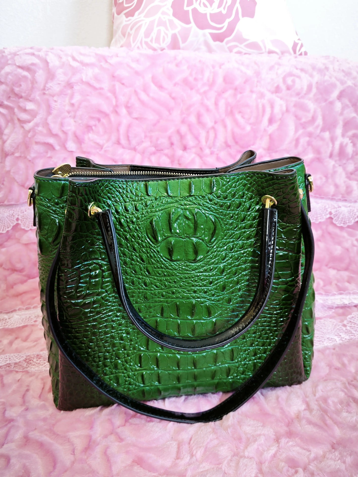 Emerald Green Crocodile Pattern Color-Block Handle Large Bucket Bag (M190)