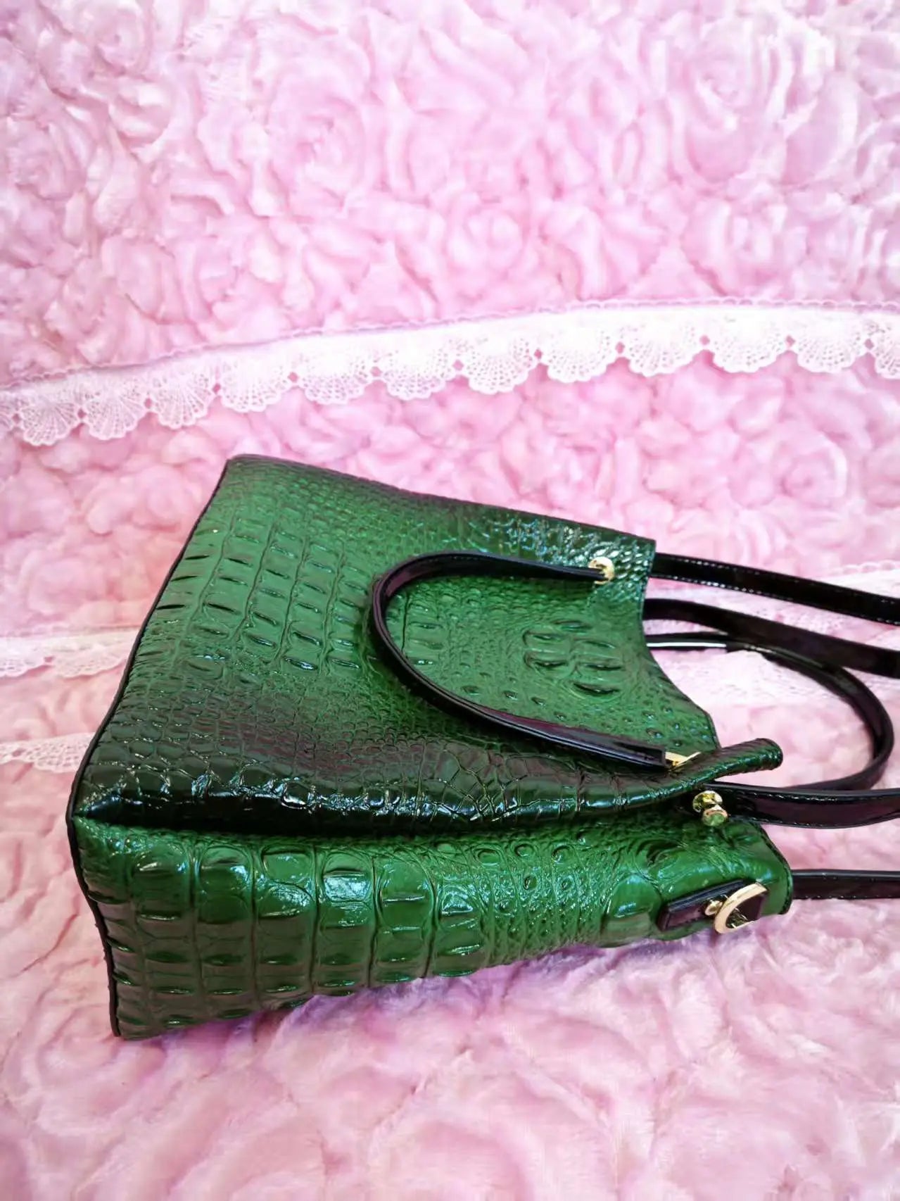 Emerald Green Crocodile Pattern Color-Block Handle Large Bucket Bag (M190)