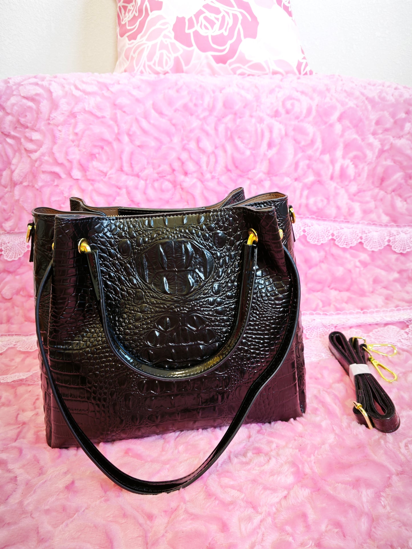 Black-Purple Gradient Patent 3D Crocodile-Print Handbag with Contrast Handles
