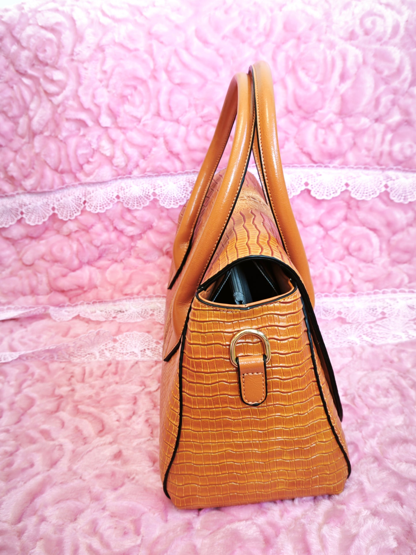 Tan-Yellow Gradient Crocodile-Print Handbag with Contrast Panels