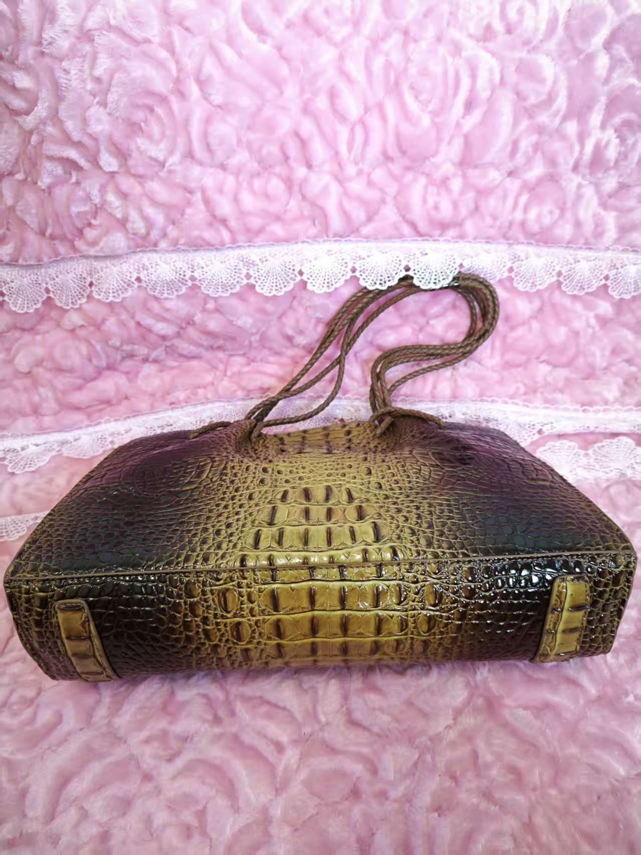 Tan-Black Gradient 3D Crocodile-Print Handbag with Braided Handles