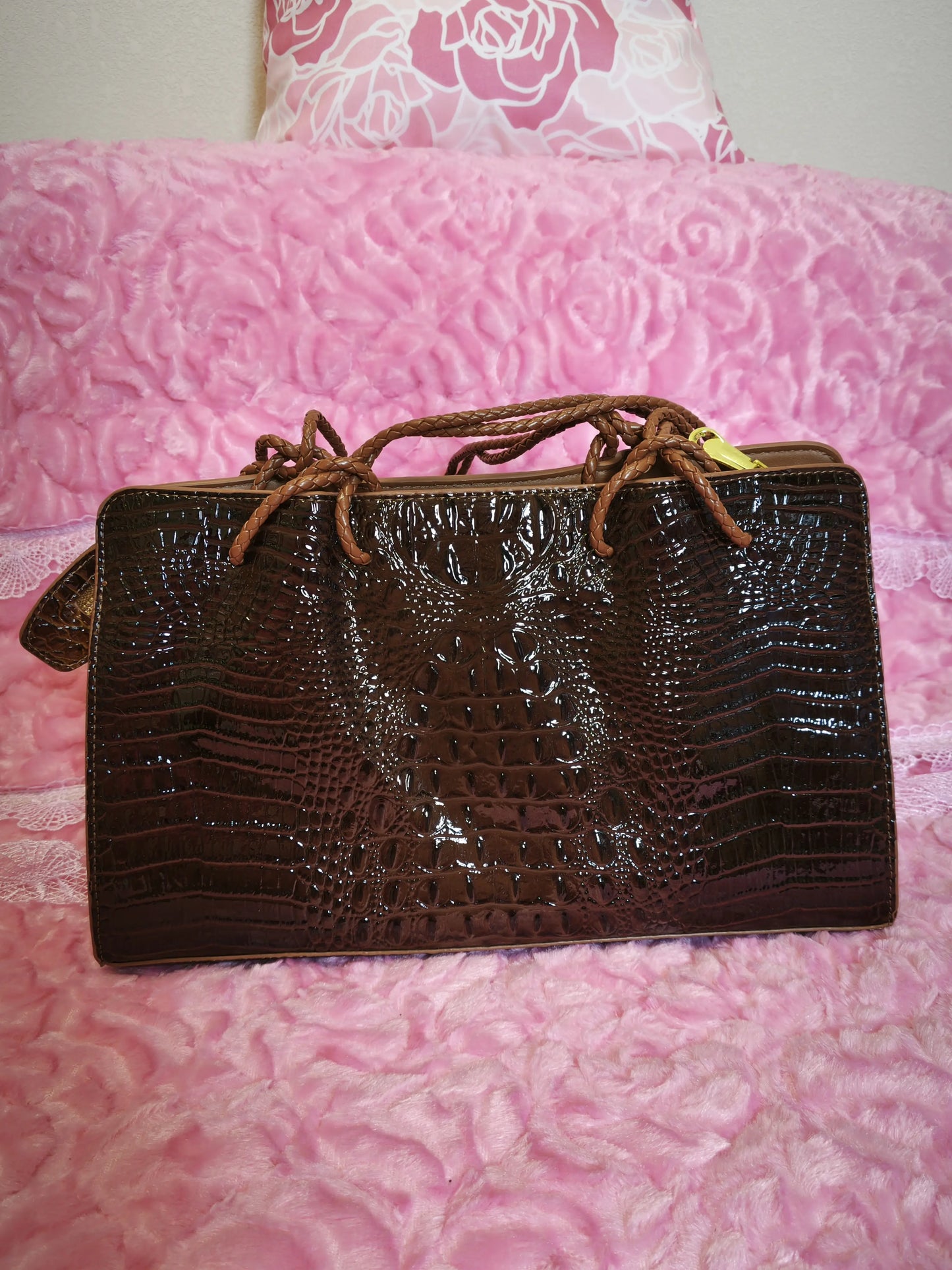 Dark Coffee Crocodile Pattern Woven Handle Tote Bag (M200)
