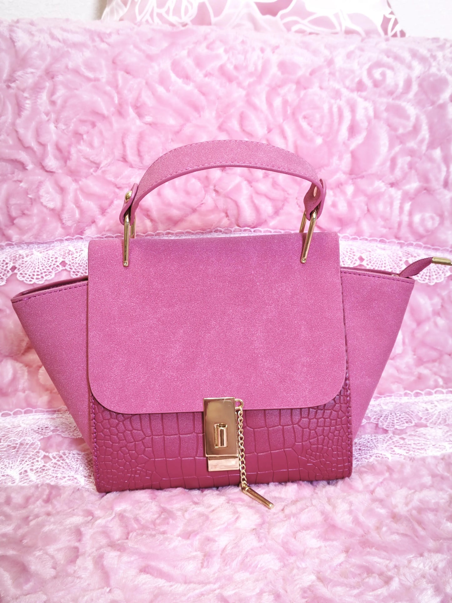 Magenta Suede Crocodile Pattern Trapezoidal Square Bag (M205)