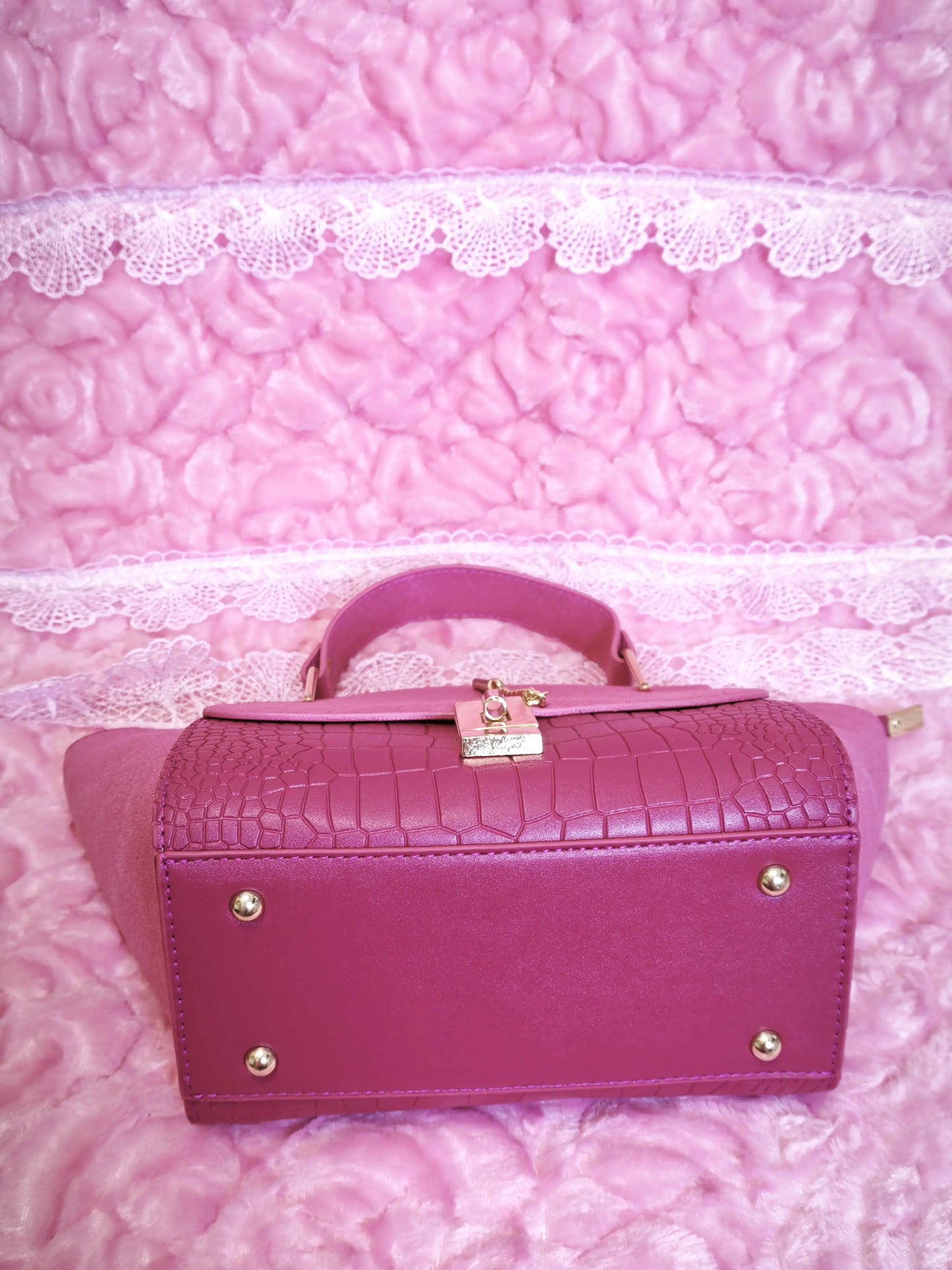 Magenta Suede Crocodile Pattern Trapezoidal Square Bag (M205)
