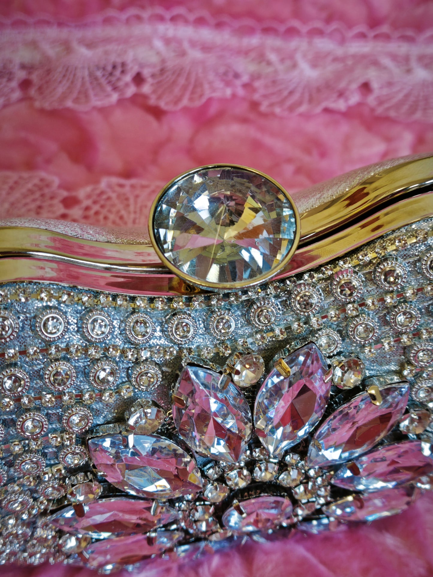 Silver Crystal-Embellished Bow-Shaped Evening Clutch