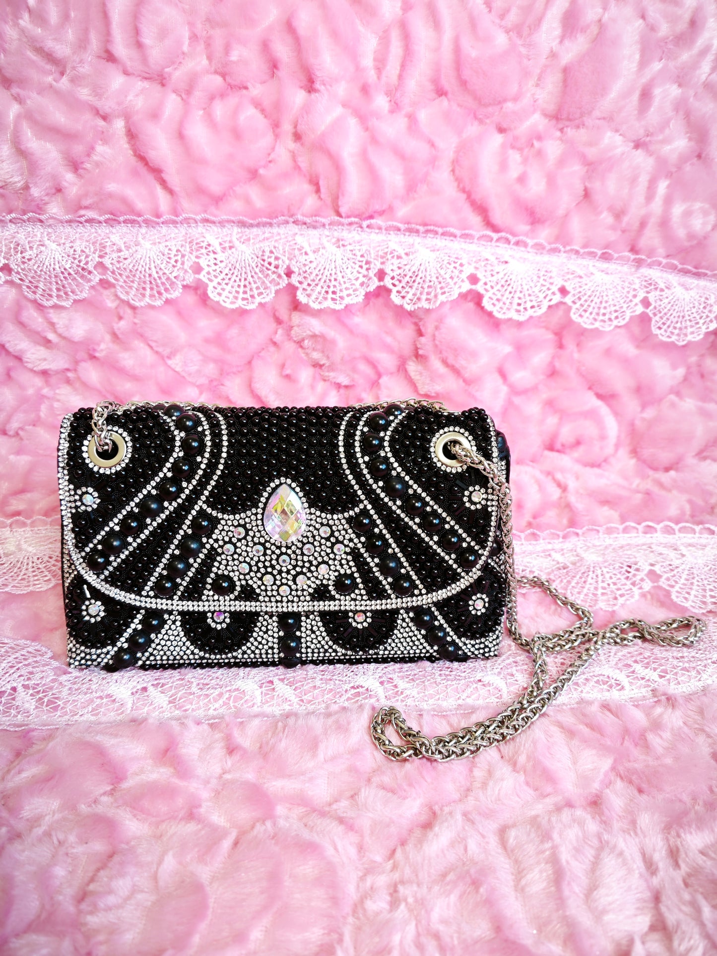 Black & Silver Bead-Crystal Geometric-Pattern Chain Evening Clutch